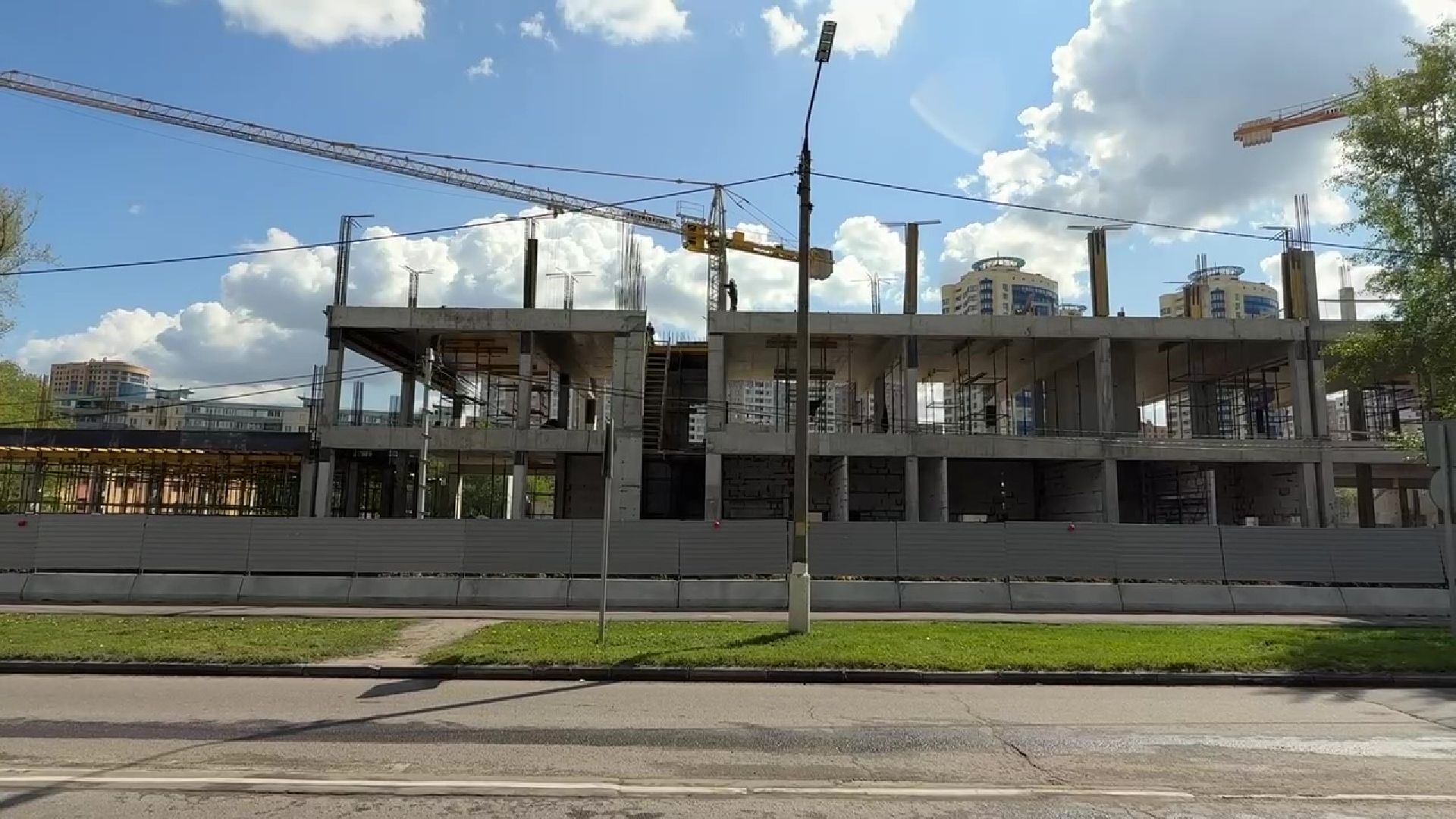 реутов, строительство, футбольное поле, академия акинфеева и чанова,