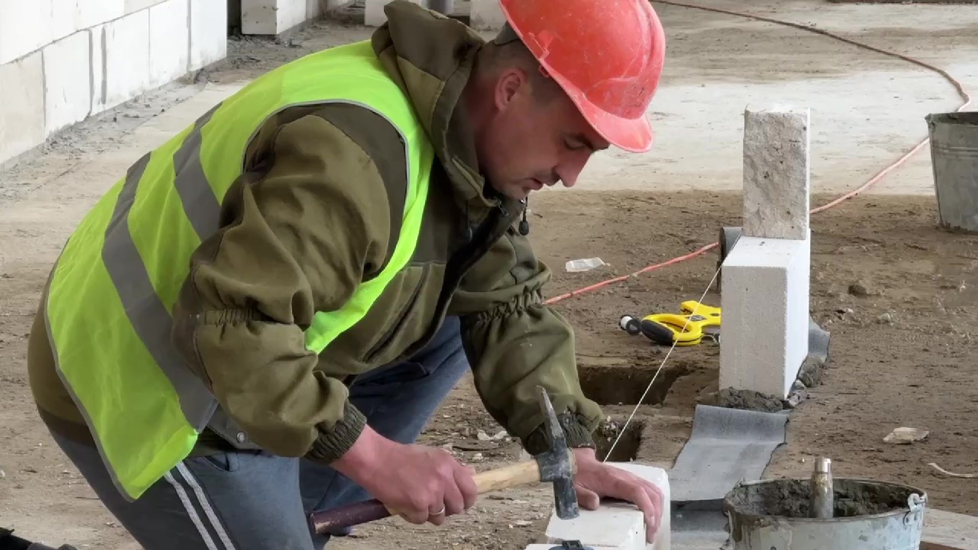 реутов, строительство, футбольное поле, академия акинфеева и чанова,