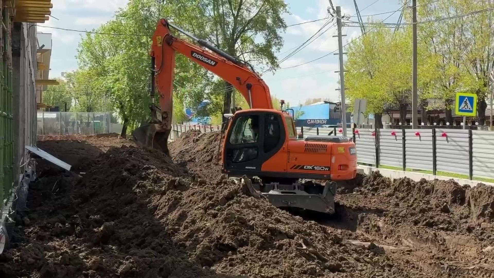 реутов, строительство, футбольное поле, академия акинфеева и чанова,