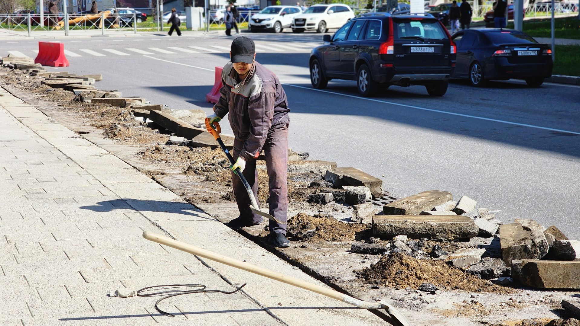 Руза, Благоустройство , замена бордюров, коммунальная служба,