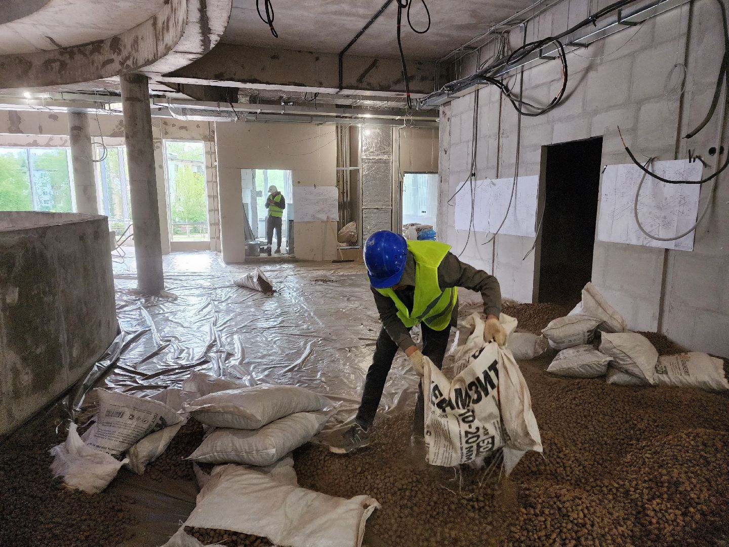 Чехов, улица Мира, детская поликлиника, строительство, инженерные сети, инженерные коммуникации, прокладка сетей, вентиляция, кондиционирование, отопление, водоснабжение, слаботочные сети, слаботочные системы, губернатор московской области, госпрограмма московской области,