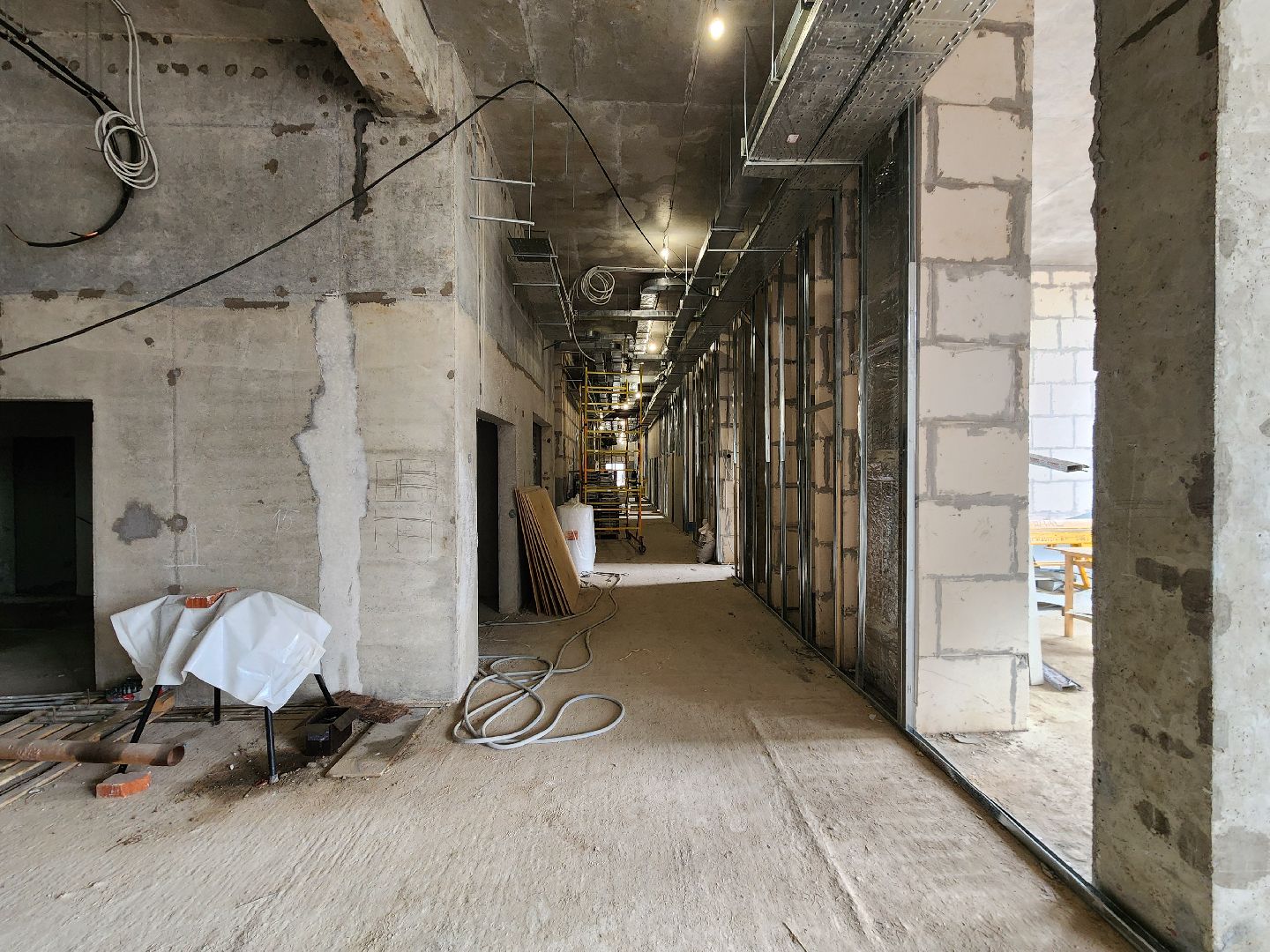 Чехов, улица Мира, детская поликлиника, строительство, инженерные сети, инженерные коммуникации, прокладка сетей, вентиляция, кондиционирование, отопление, водоснабжение, слаботочные сети, слаботочные системы, губернатор московской области, госпрограмма московской области,