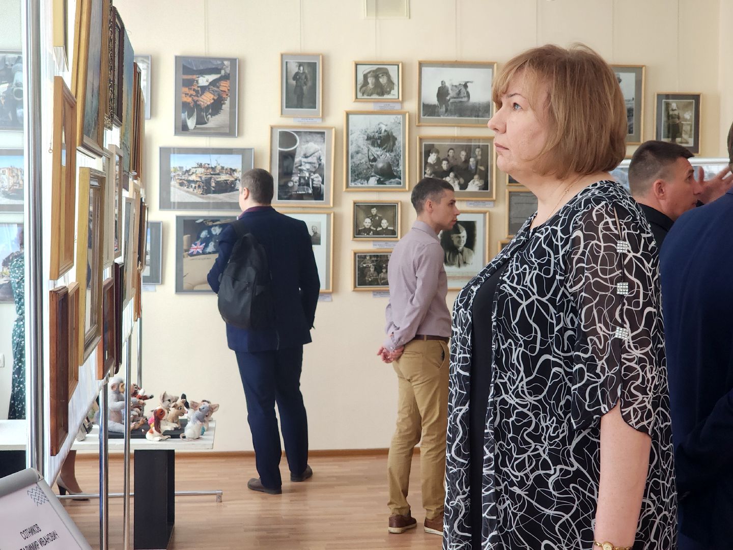 дубна, ниипа, прикладная акустика, выставка продукции, выставка рукоделия, фотовыставка,