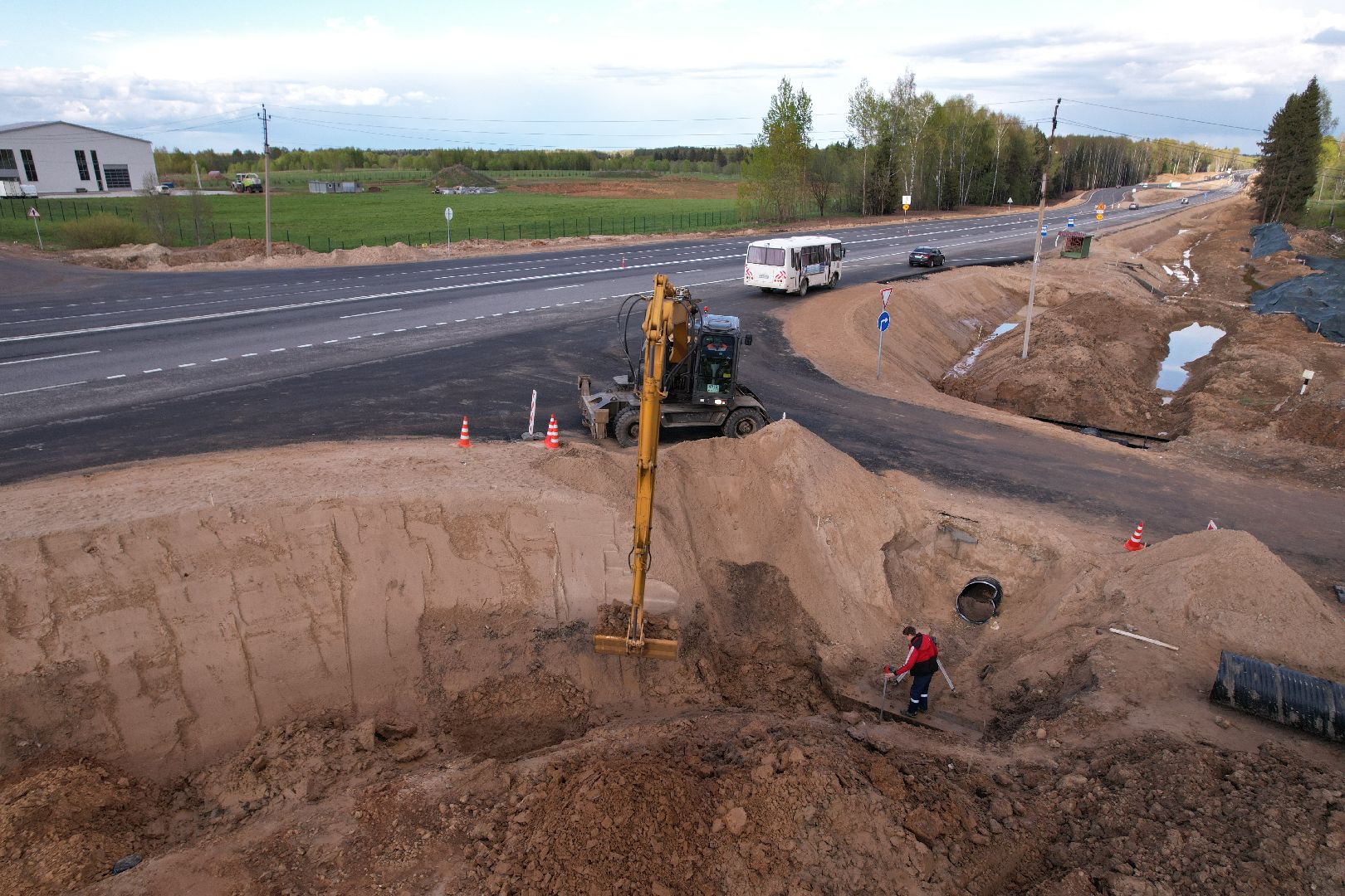 видео с коптера, трасса М-9 Балтия, дороги подмосковья,