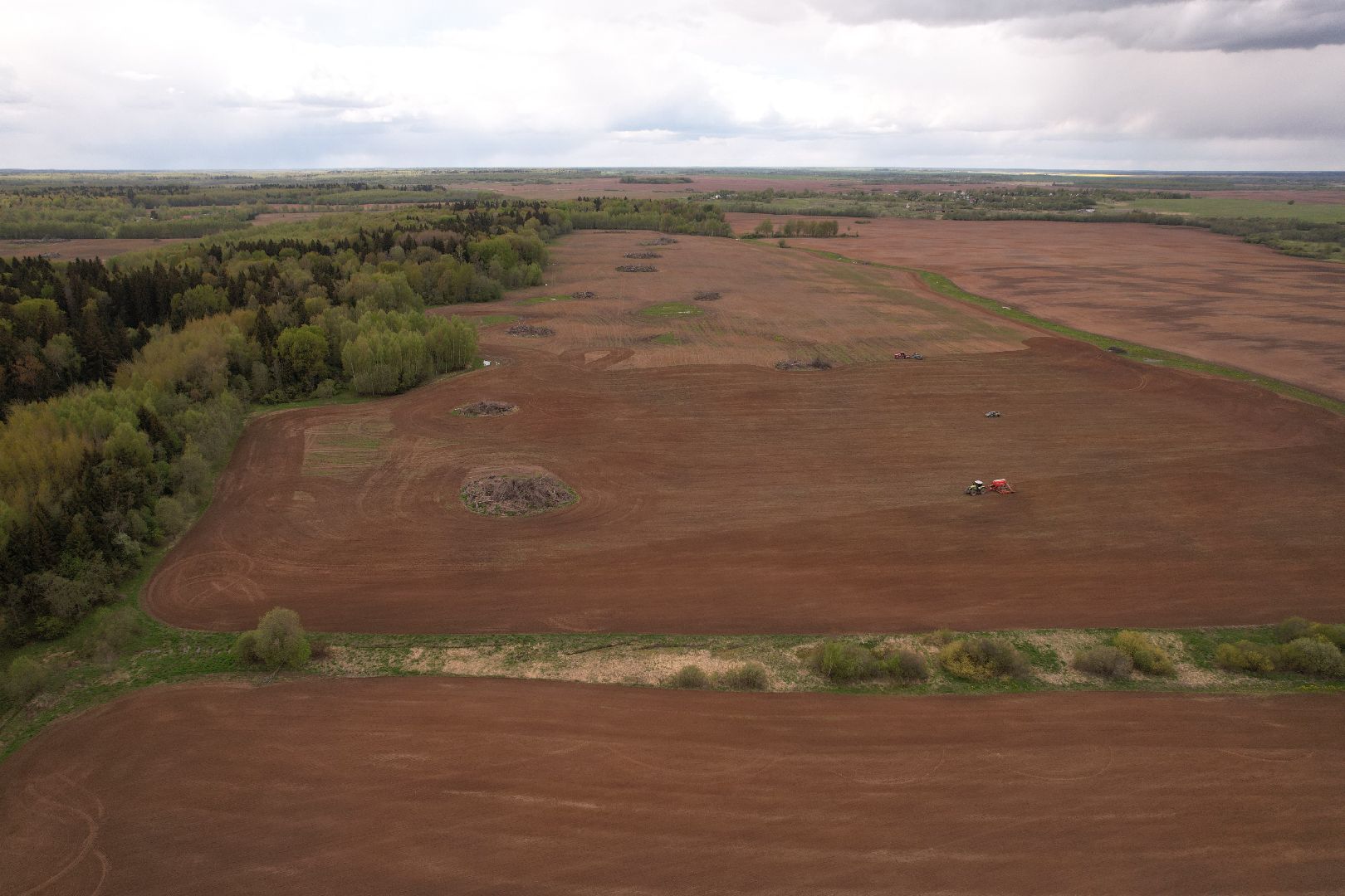 видео с коптера,  посев ярового рапса, Агрокомплекс в шаховском , посевная,