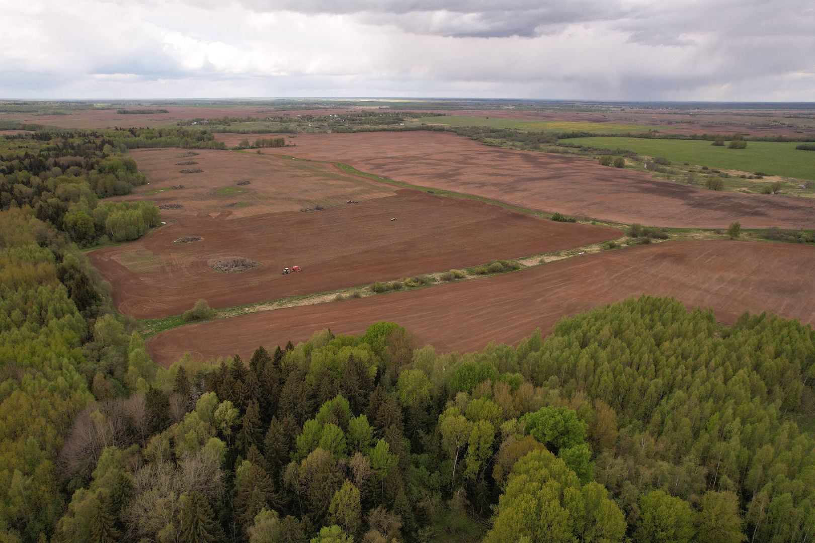 видео с коптера,  посев ярового рапса, Агрокомплекс в шаховском , посевная,