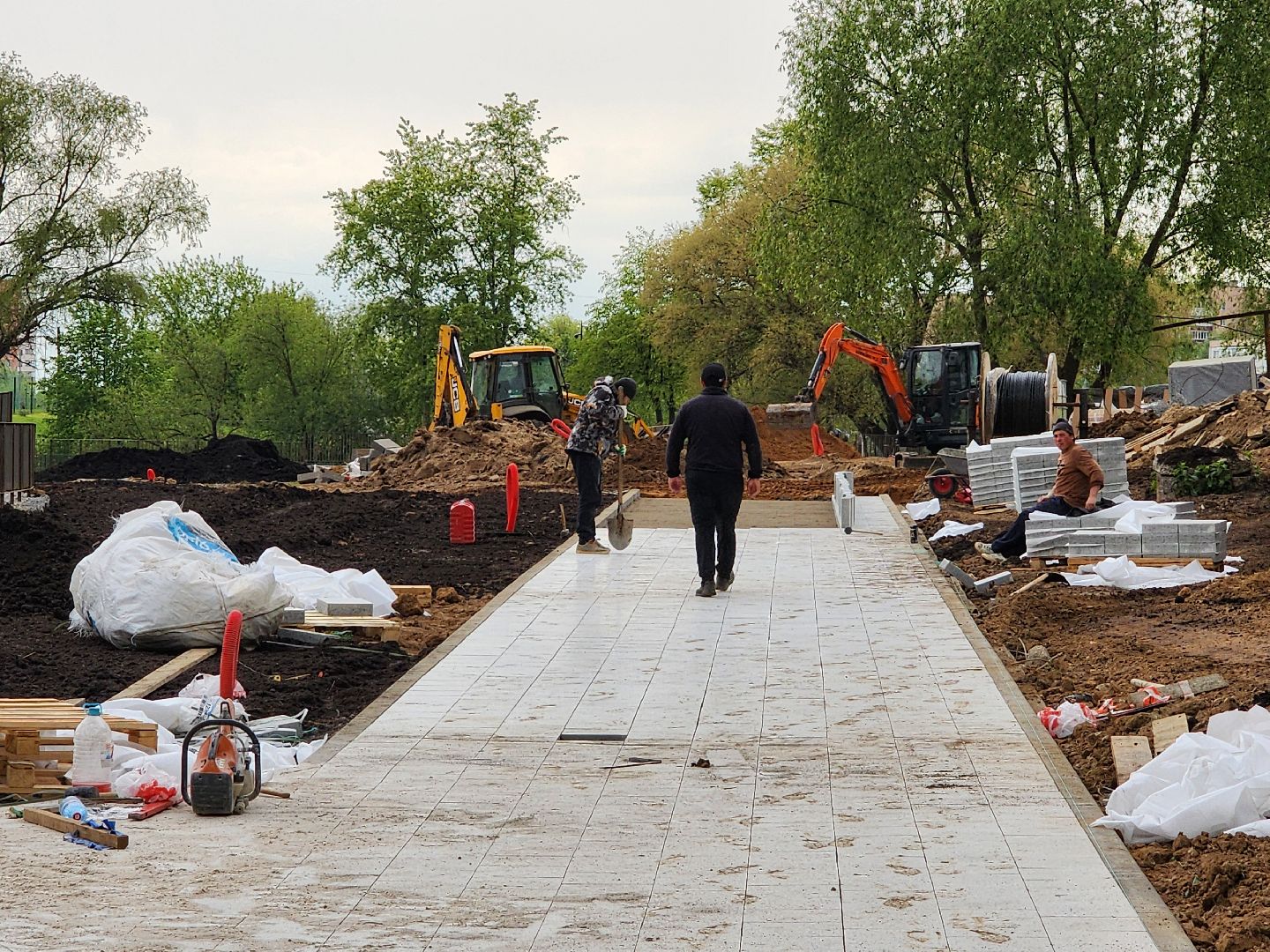 Чехов, улица Береговая, ЖК Посейдон, набережная реки теребенка, благоустройство, реконструкция, обновление, пешеходные дорожки, пешеходные зоны, тропинки и тротуары, строительство, госпрограмма московской области,