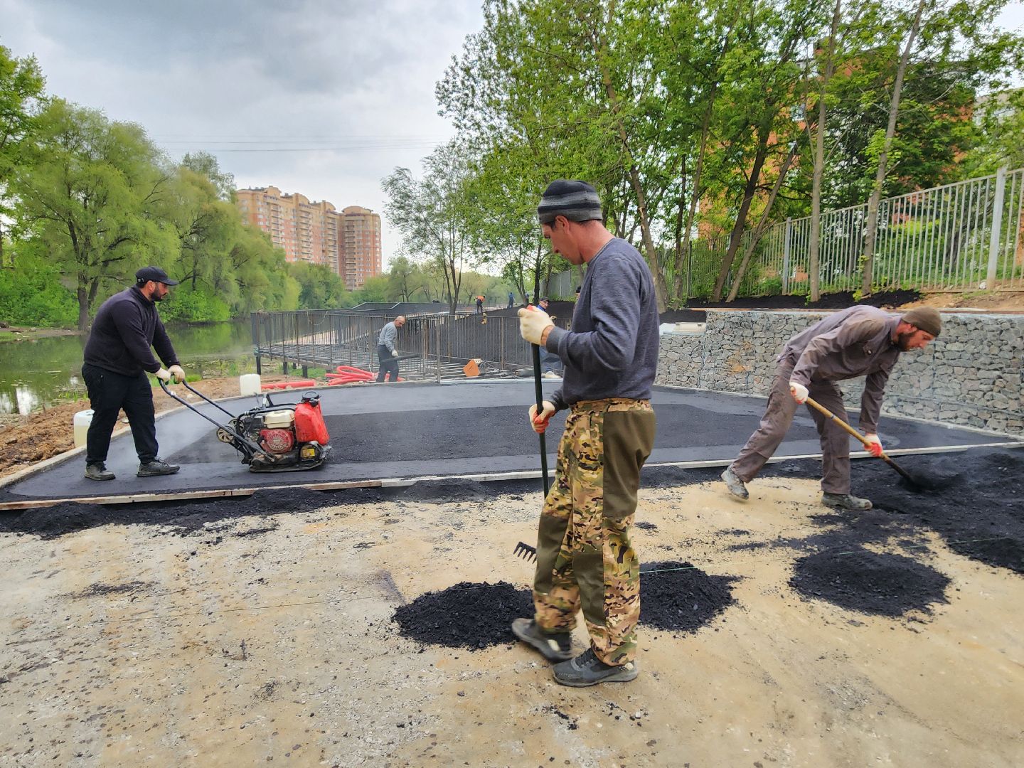 Чехов, улица Береговая, ЖК Посейдон, набережная реки теребенка, благоустройство, реконструкция, обновление, пешеходные дорожки, пешеходные зоны, тропинки и тротуары, строительство, госпрограмма московской области,