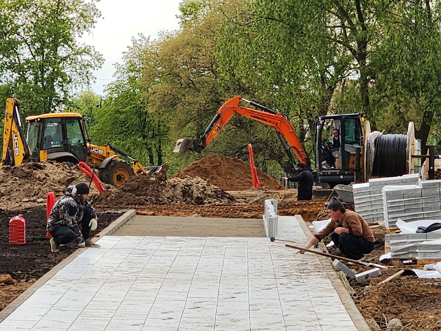 Чехов, улица Береговая, ЖК Посейдон, набережная реки теребенка, благоустройство, реконструкция, обновление, пешеходные дорожки, пешеходные зоны, тропинки и тротуары, строительство, госпрограмма московской области,