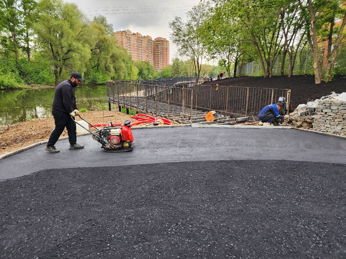 Чехов, улица Береговая, ЖК Посейдон, набережная реки теребенка, благоустройство, реконструкция, обновление, пешеходные дорожки, пешеходные зоны, тропинки и тротуары, строительство, госпрограмма московской области,