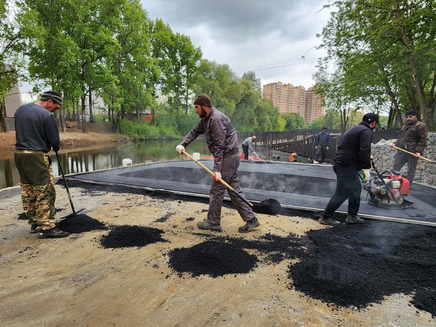 Чехов, улица Береговая, ЖК Посейдон, набережная реки теребенка, благоустройство, реконструкция, обновление, пешеходные дорожки, пешеходные зоны, тропинки и тротуары, строительство, госпрограмма московской области,