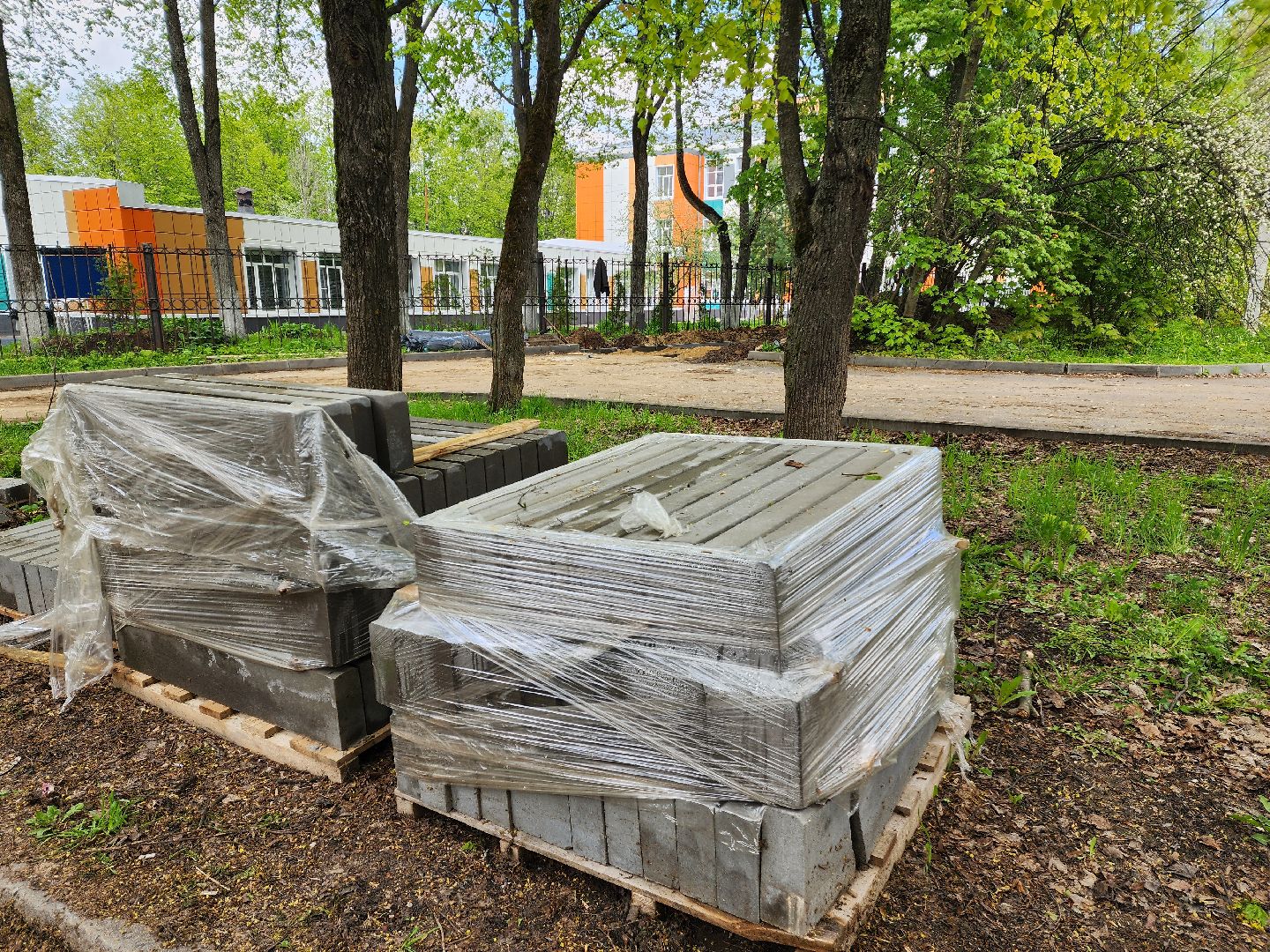 красноармейск, городской округ пушкинский, пешком в подмосковье, новые тротуары,