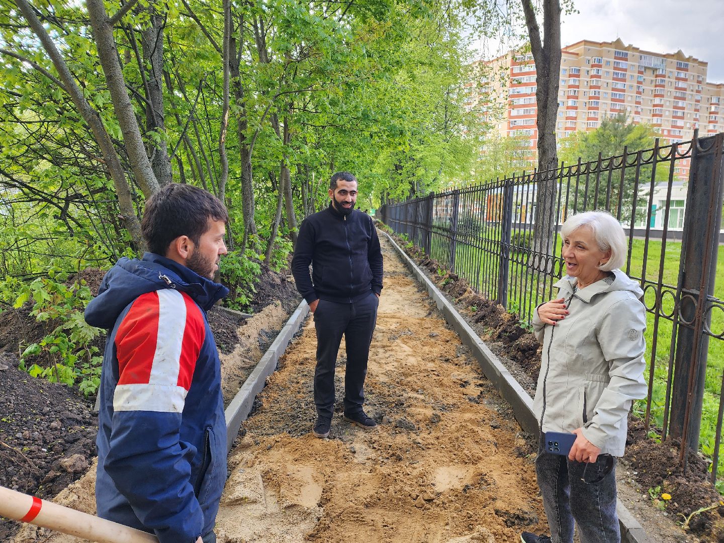 красноармейск, городской округ пушкинский, пешком в подмосковье, новые тротуары,