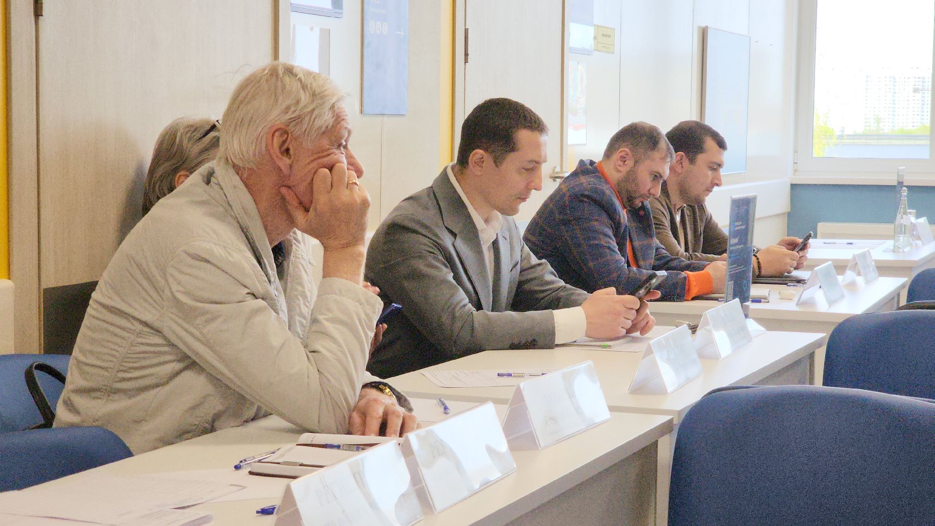 Поликлиника , Городская поликлиника, Лобня, выездная администрация,