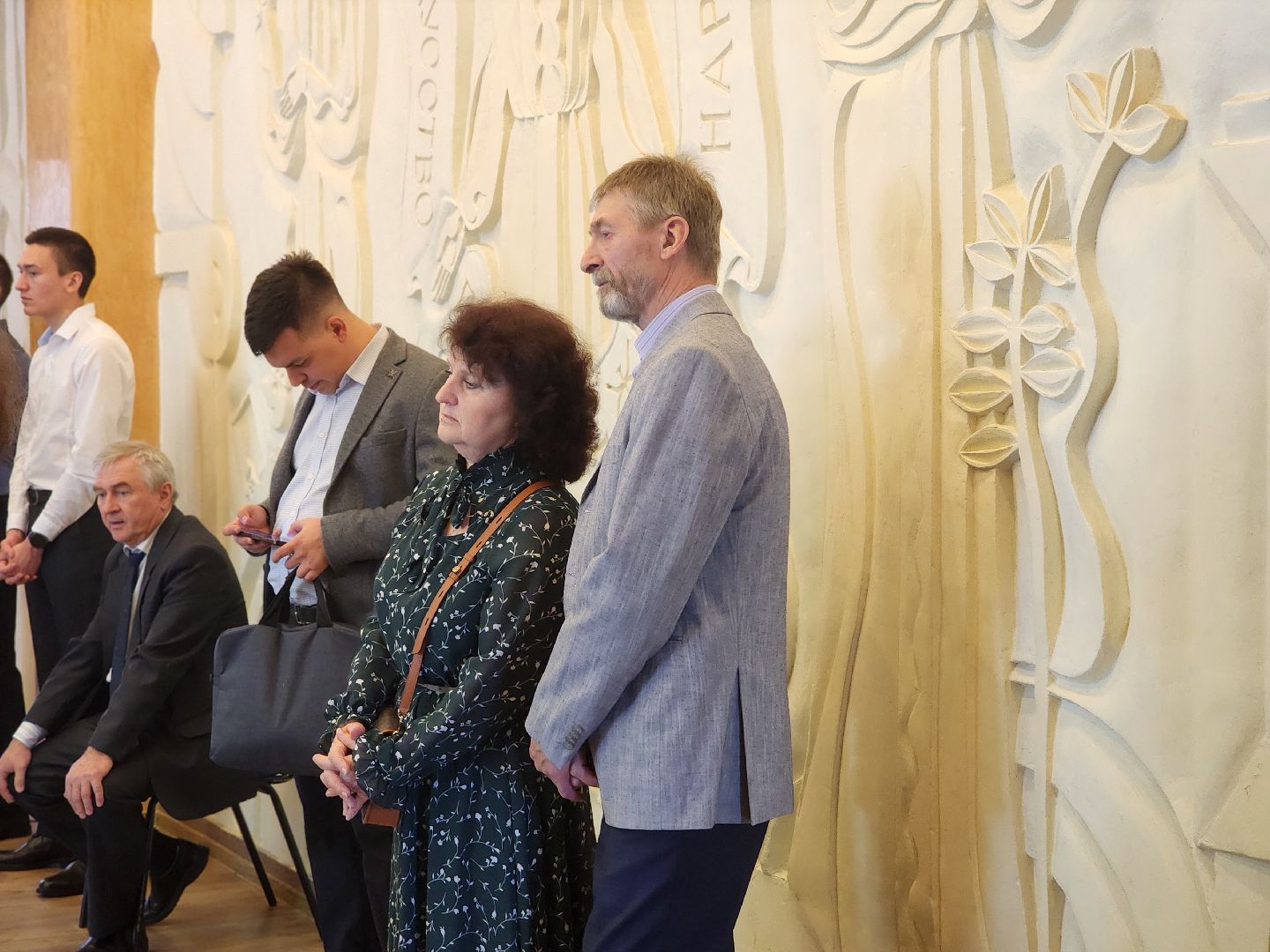 дубна, ниипа, живопись, дк октябрь,