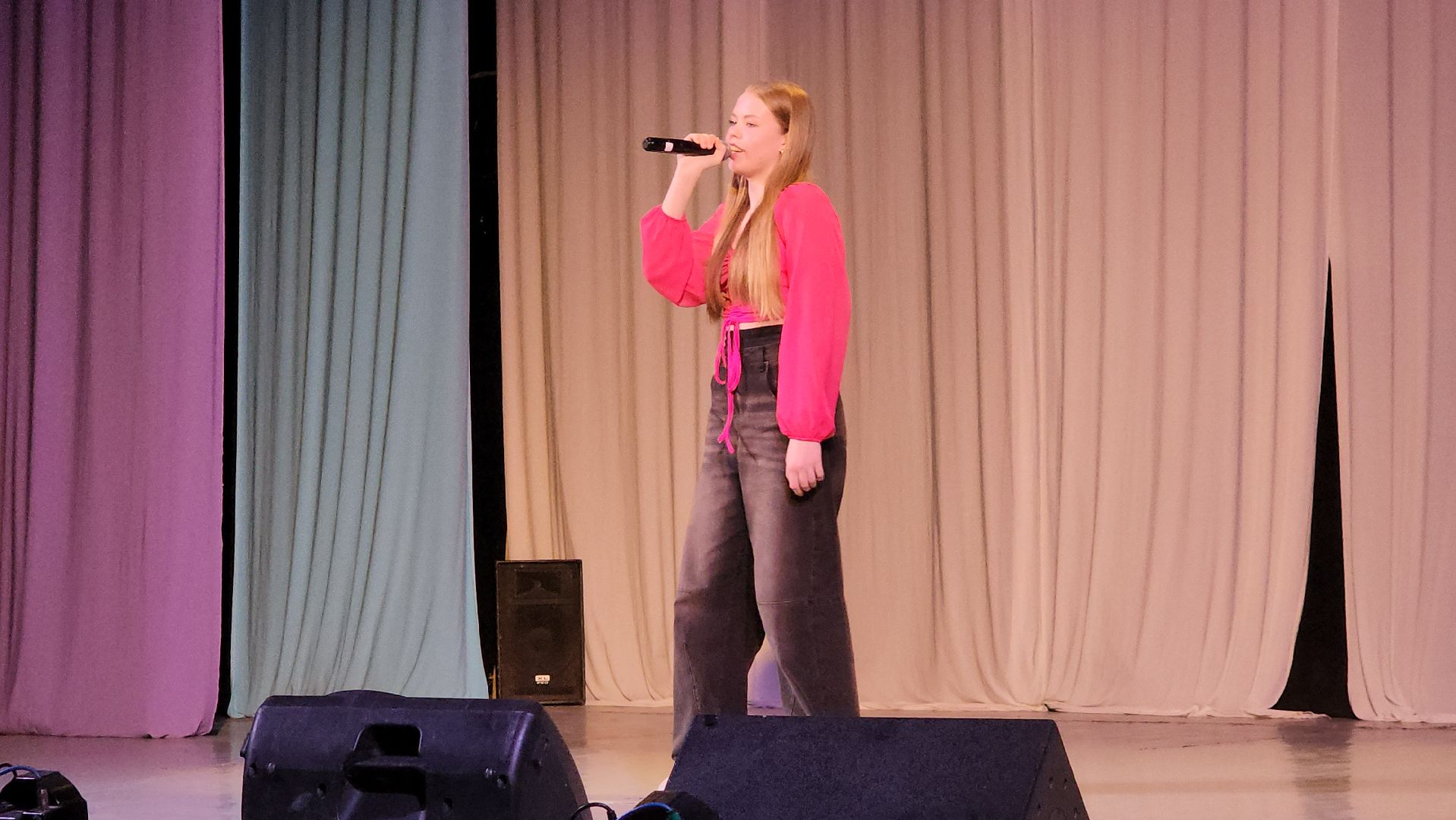 пушкино, концерт, юбилей ансамбля, песни, дети, эстрада, вокальное искусство, зрители,