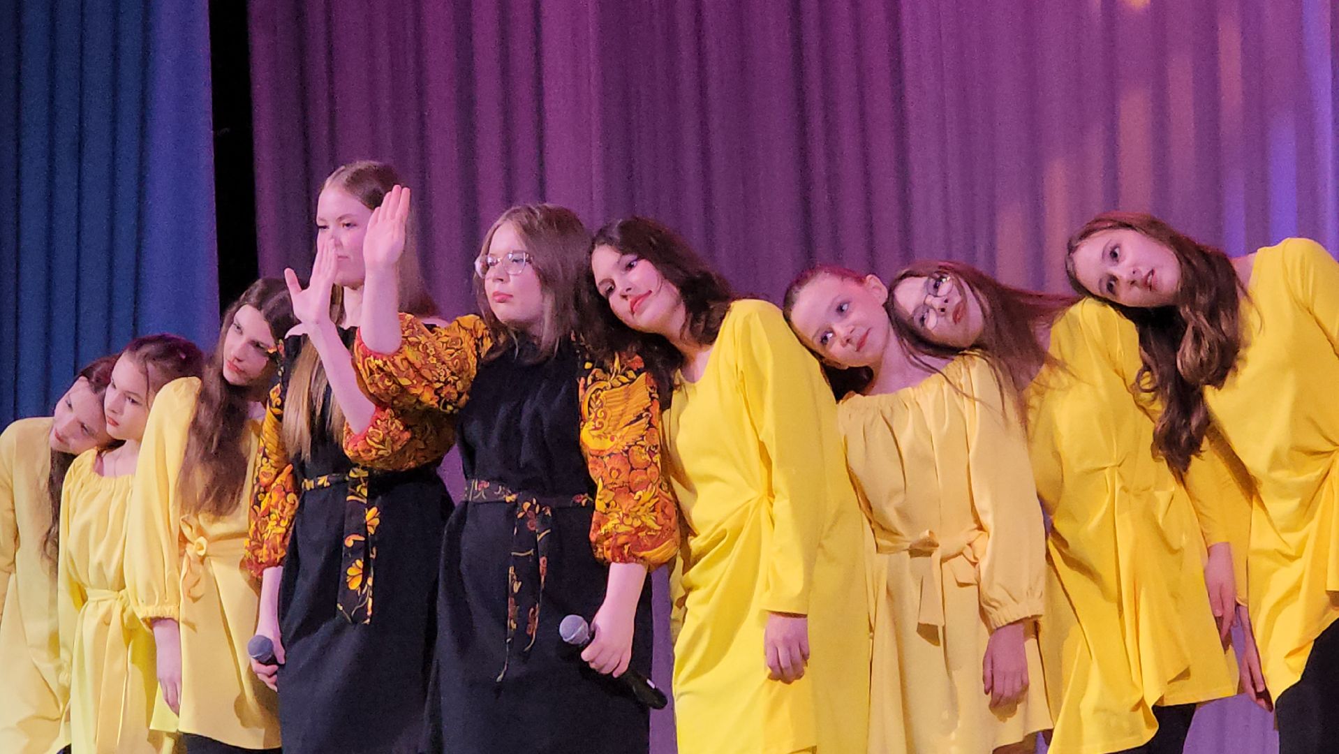 пушкино, концерт, юбилей ансамбля, песни, дети, эстрада, вокальное искусство, зрители,