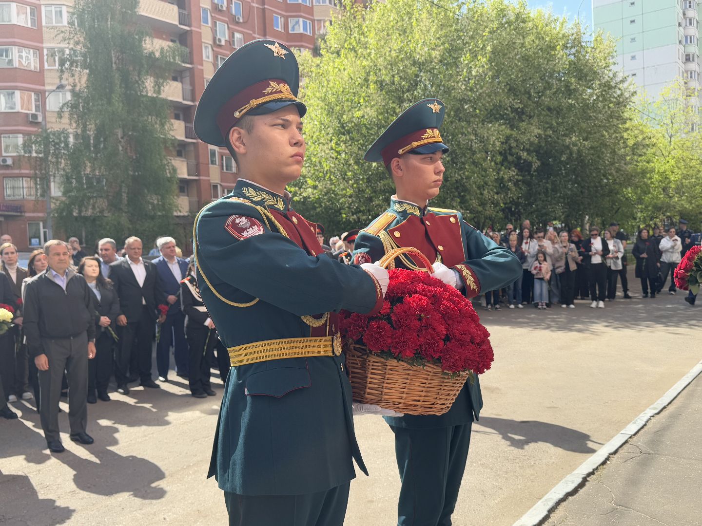 евгений фадин, балашиха, сво, мурал прапорщику евгению фадину,