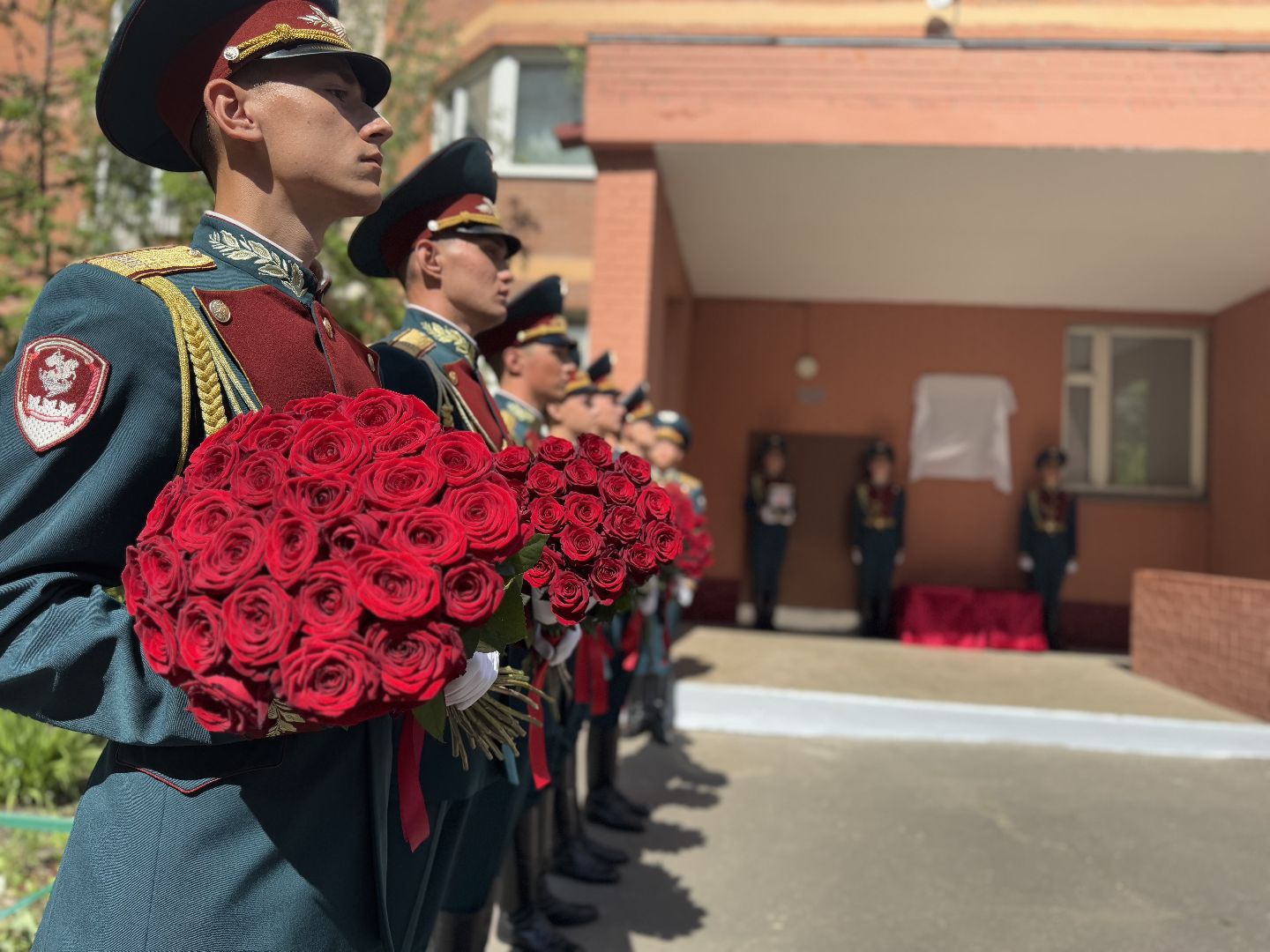 евгений фадин, балашиха, сво, мурал прапорщику евгению фадину,