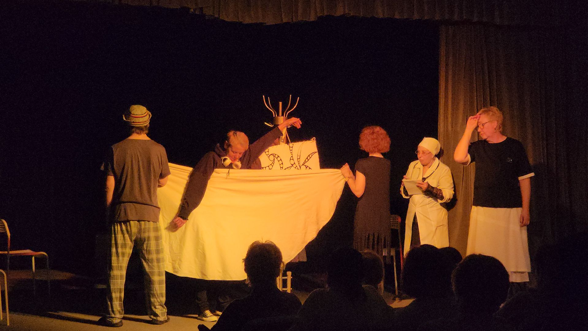 долгопрудный, театр на площади, сергей суворов, дк вперед, ганди молчал по субботам, переходный возраст,