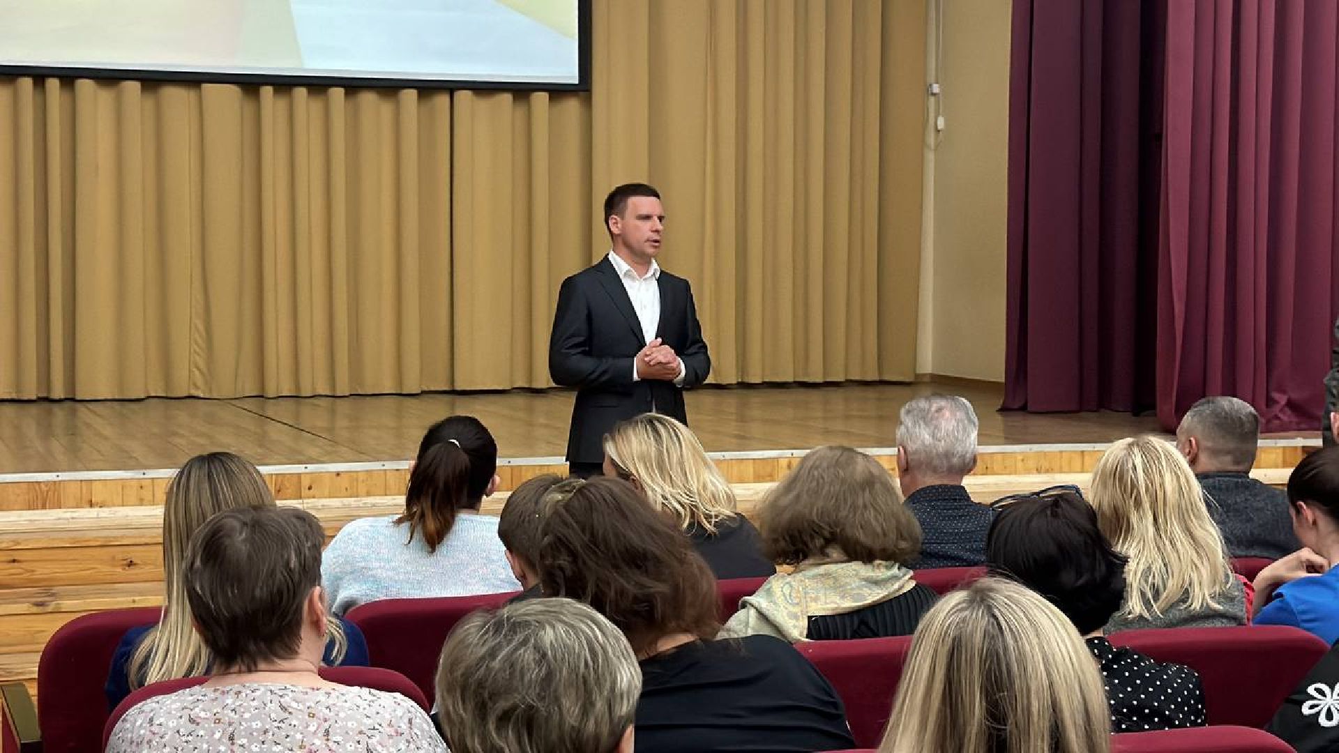 выездная администиация, вопросы жителей, дороги, благоуйстройство, жкх,