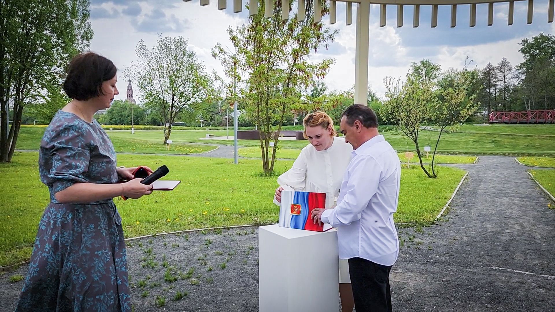 бронницы, выездная регистрация брака, парк бронницкий луг, выездная регистрация брака в Бронницах ,