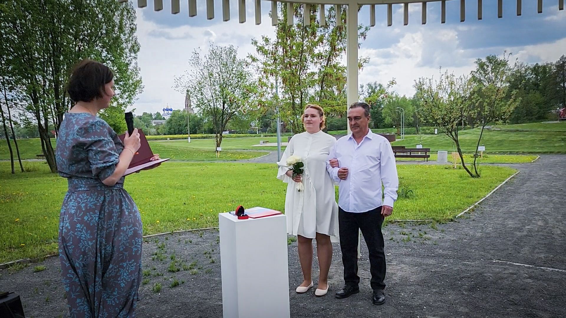 бронницы, выездная регистрация брака, парк бронницкий луг, выездная регистрация брака в Бронницах ,