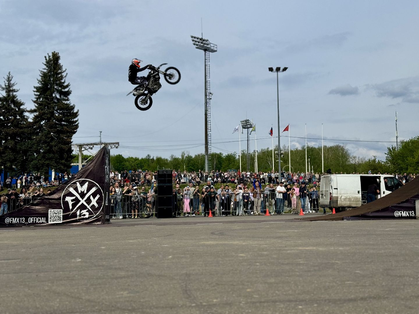 мотофристайл-шоу, команда fmx13, мотоциклисты, ленинский городской округ,