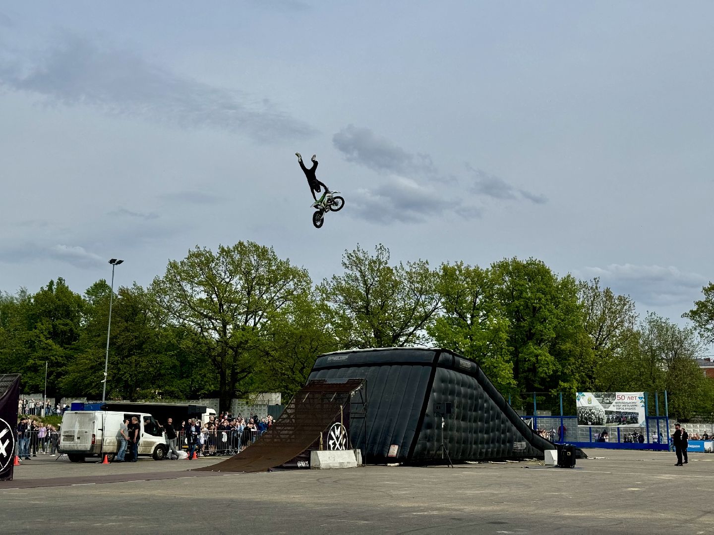 мотофристайл-шоу, команда fmx13, мотоциклисты, ленинский городской округ,