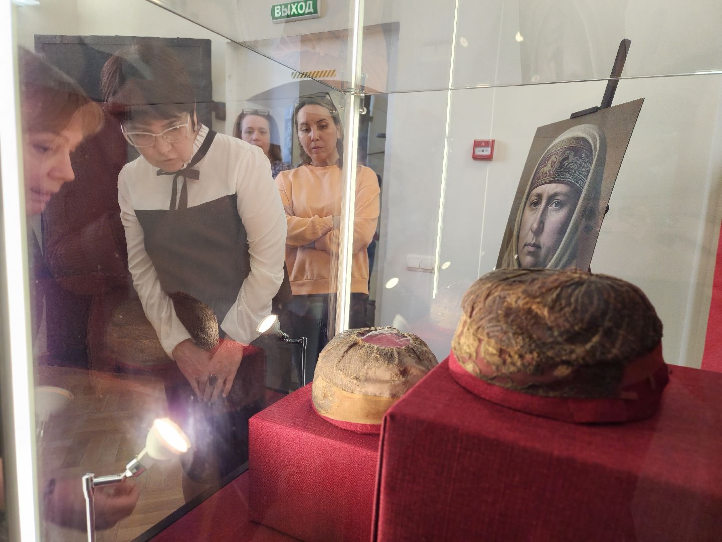 сергиев посад, троице-сергиева лавра, сергиево-посадский музей-заповедник, ризница, археологические находки,