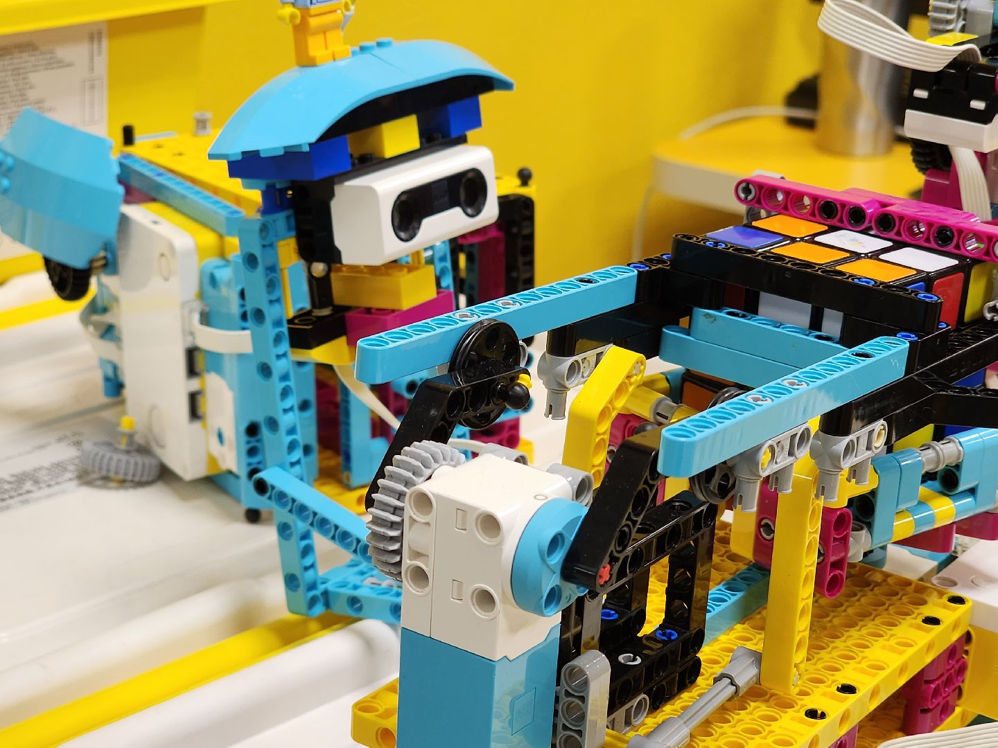 королёв, академия top в королеве, работа с нейросетями,