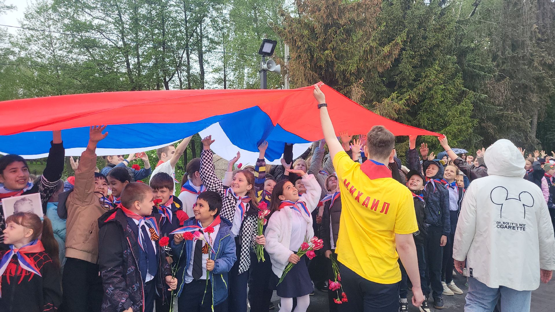 ОрлятаРоссии #ДетскоеДвижение #МыВместе #Луховицы #ПатриотическоеВоспитание #ЮныеЛидеры #80летПобеды #ГодЗащитникаОтечества #АллеяСлавы #ДетскиеОрганизации #БудущееРоссии #Триколор #НашиДети #СлаваГероям #ПоколениеПобедителей,