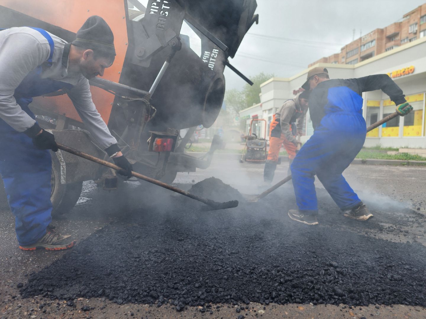 фрязино, ямочный ремонт дорог, дороги, мбу городское хозяйство, укладка асфальта,