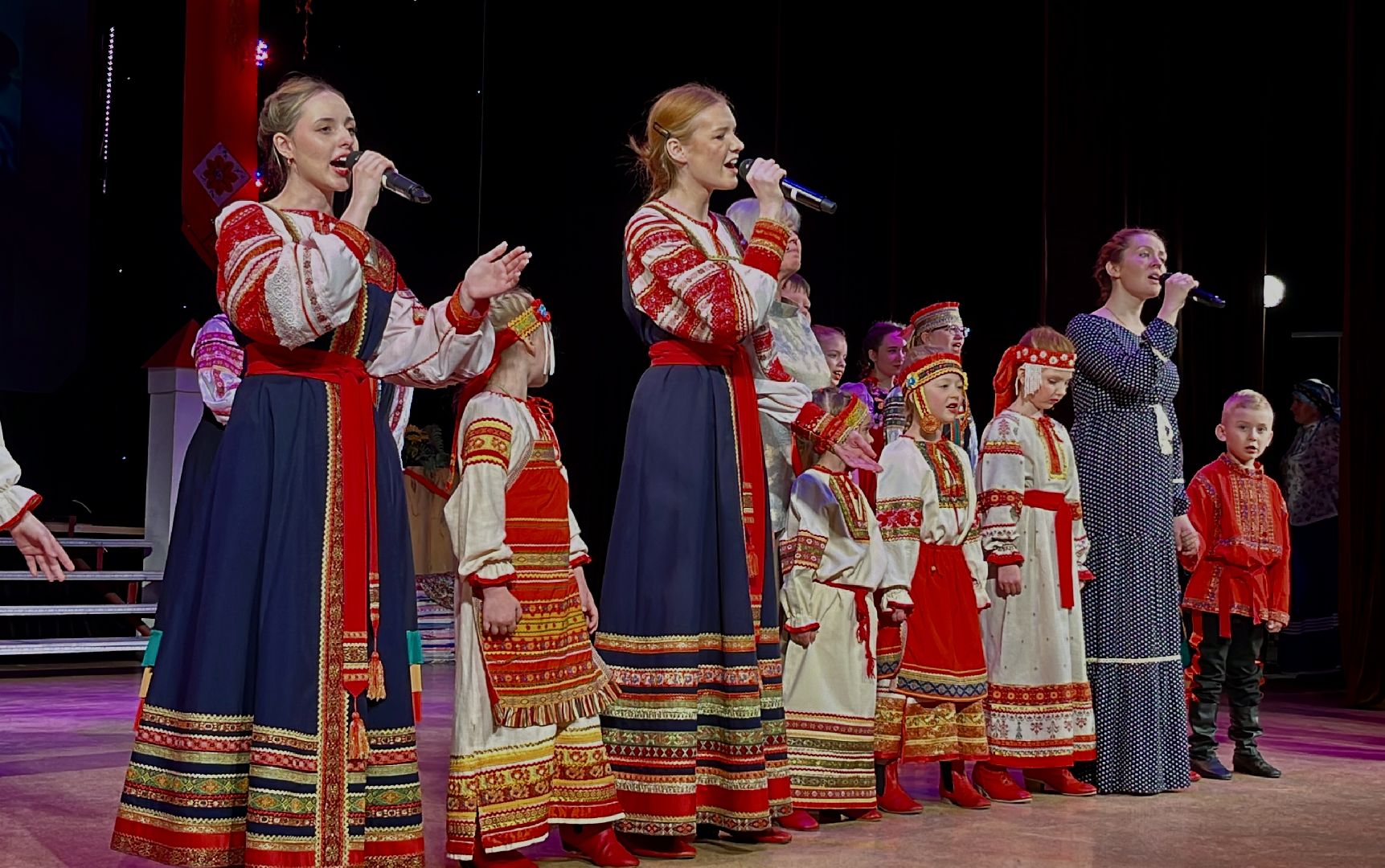 наро-фоминск, наро-фоминский городской округ, культура подмосковья, овсень, цдк звезда, народная песня,