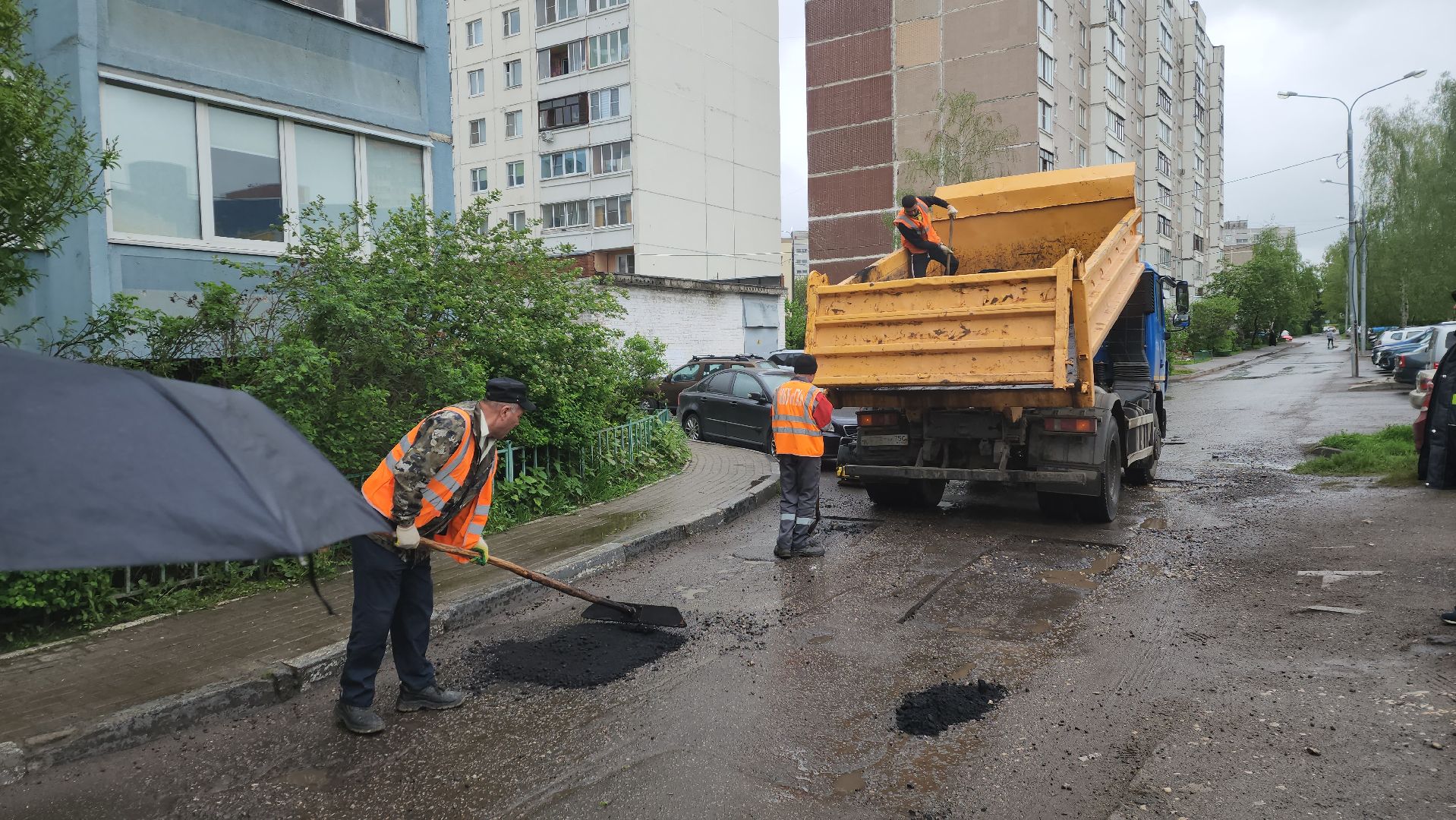 ивантеевка, коммунальная служба, ямочный ремонт, асфальтовое покрытие, спецтехника, ремонт дорог,