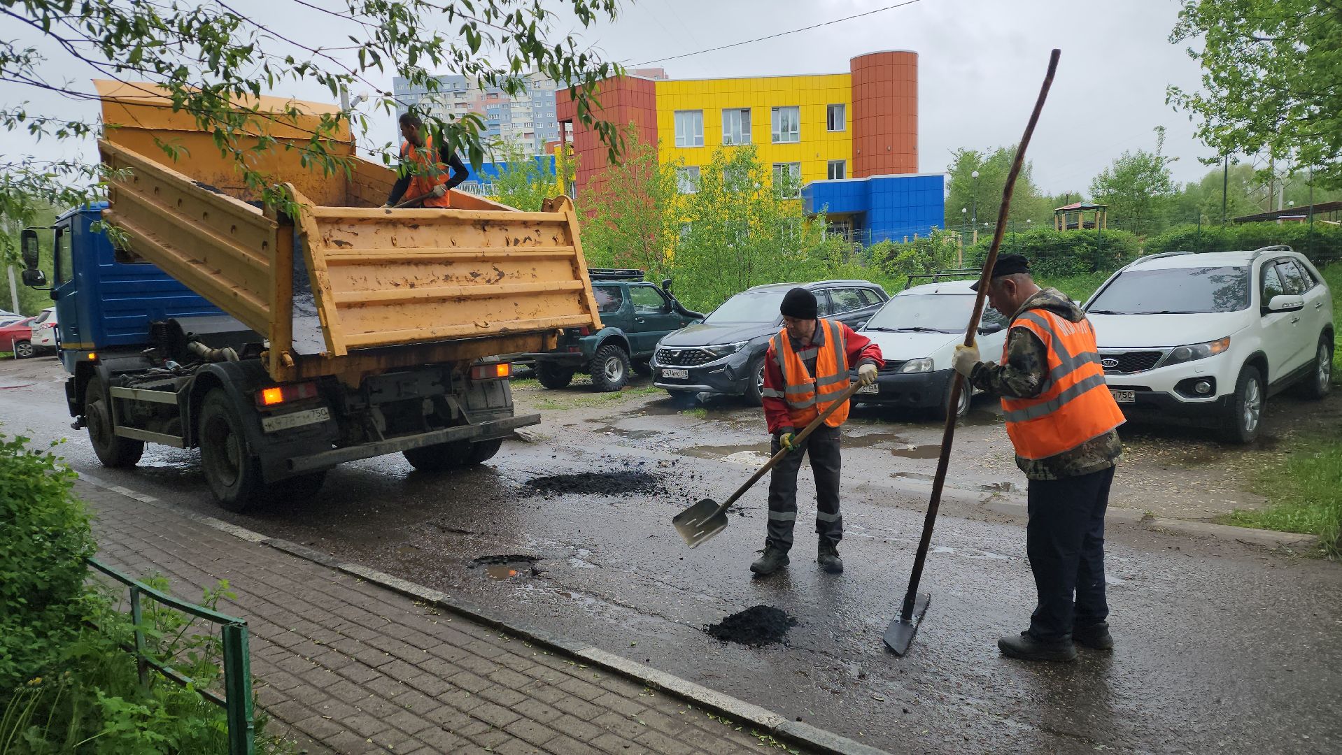 ивантеевка, коммунальная служба, ямочный ремонт, асфальтовое покрытие, спецтехника, ремонт дорог,