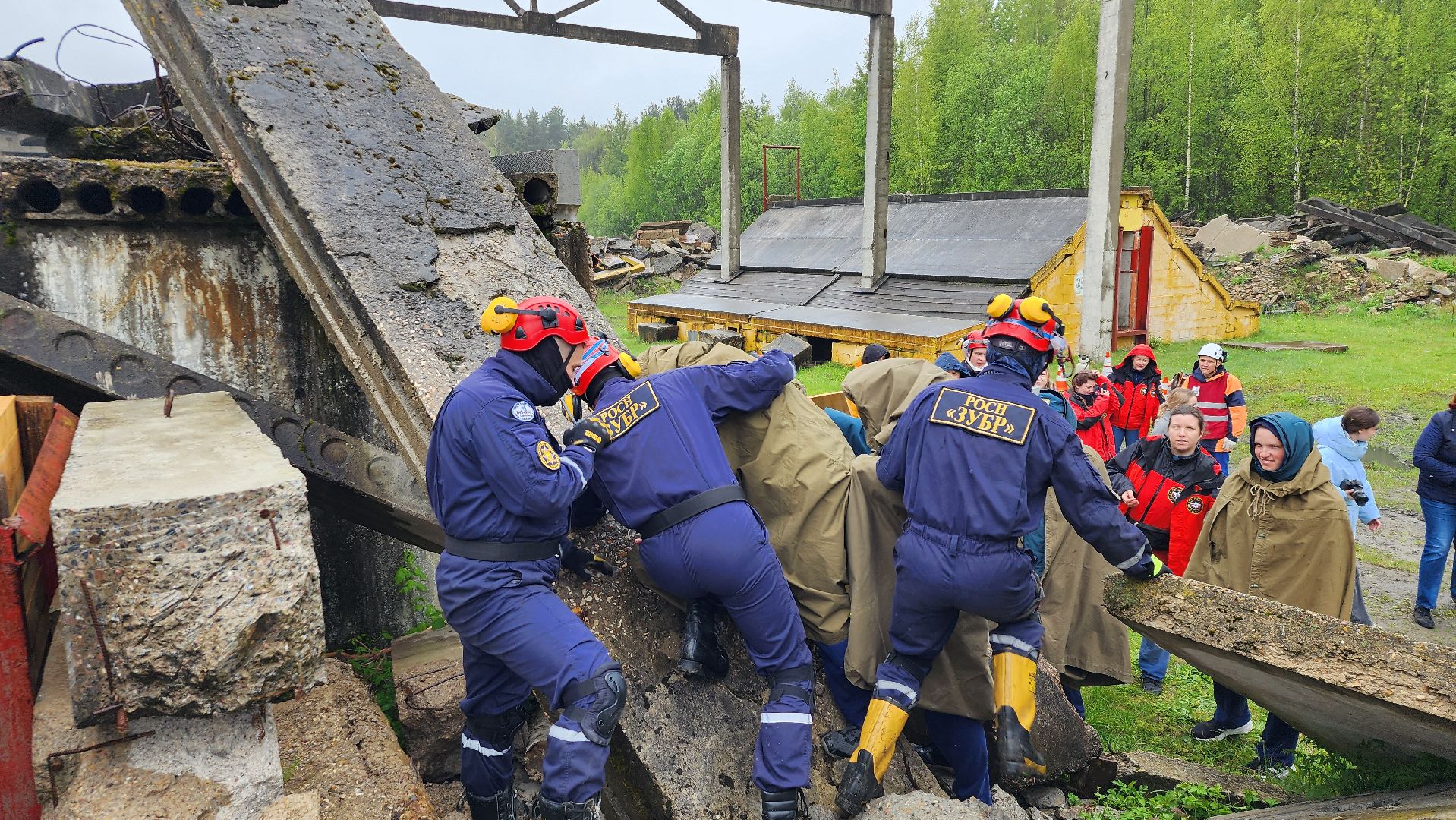 учения спасателей, корпус сил и средств стран снг,   МЧС, ногинск, богородский городской округ,