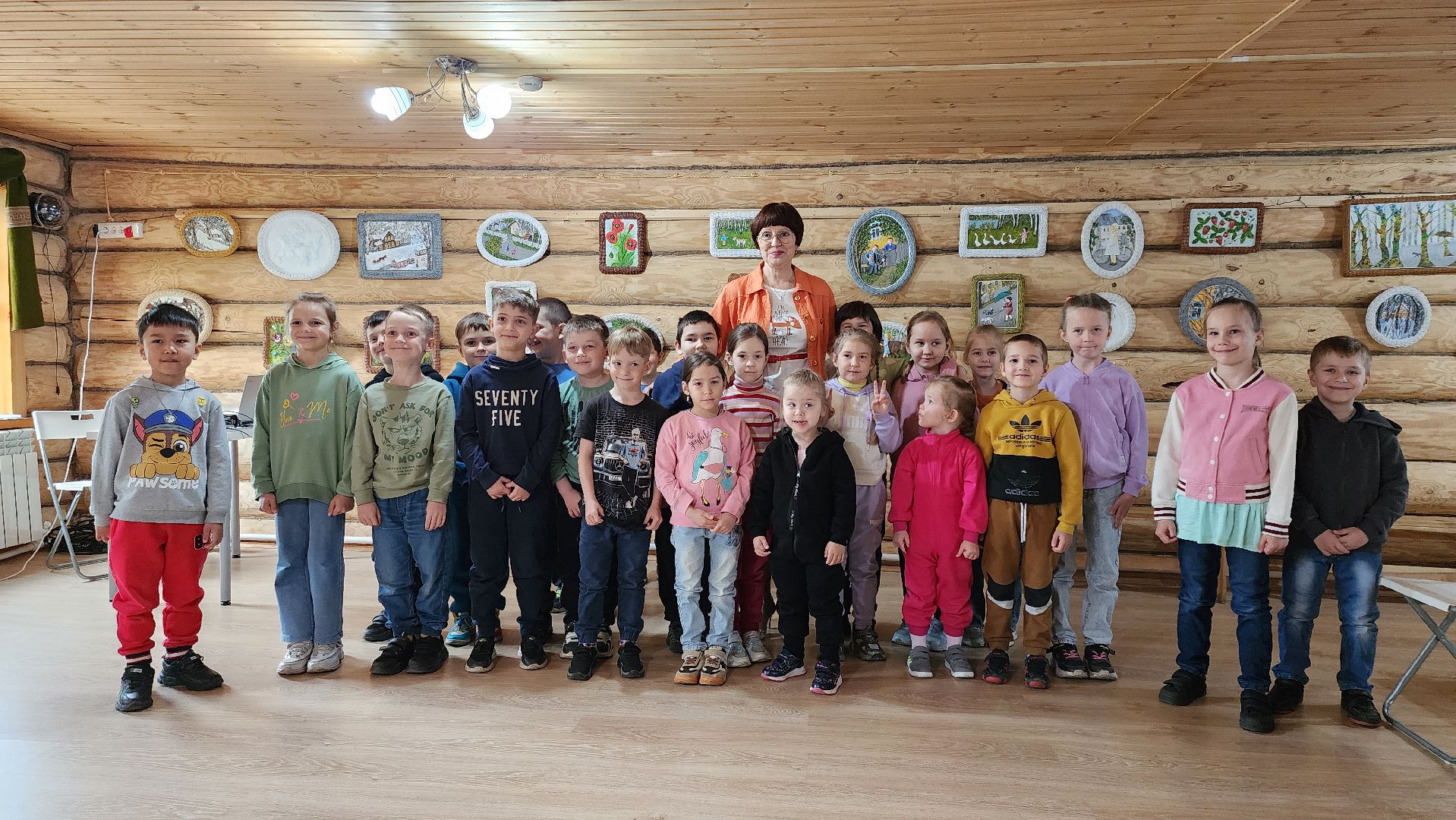 кашира, выставка картин, дом творчества имени бориса щукина, лето , животные, прикладное искусство, живопись, пэчворк,