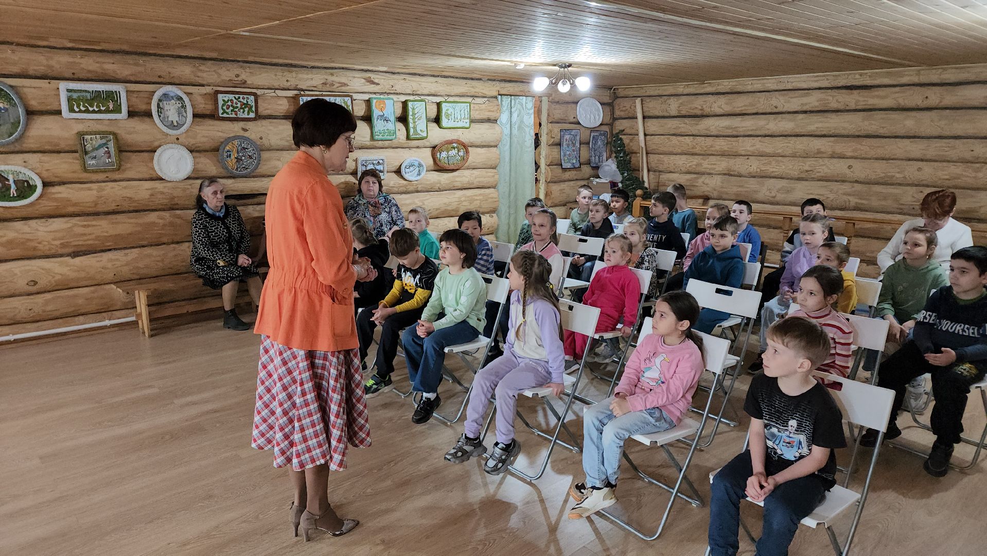 кашира, выставка картин, дом творчества имени бориса щукина, лето , животные, прикладное искусство, живопись, пэчворк,