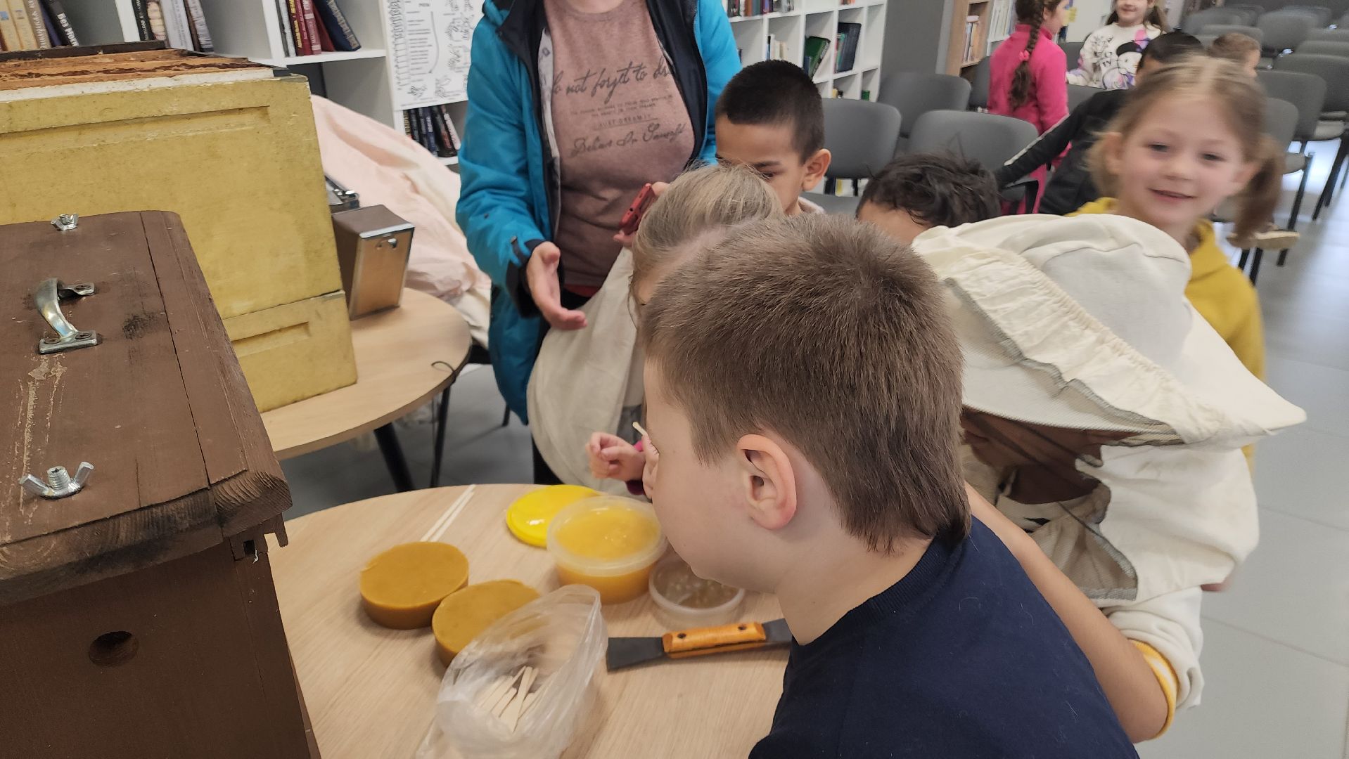 всемирный день пчеловодства, шатурский округ, пчеловоды россии,