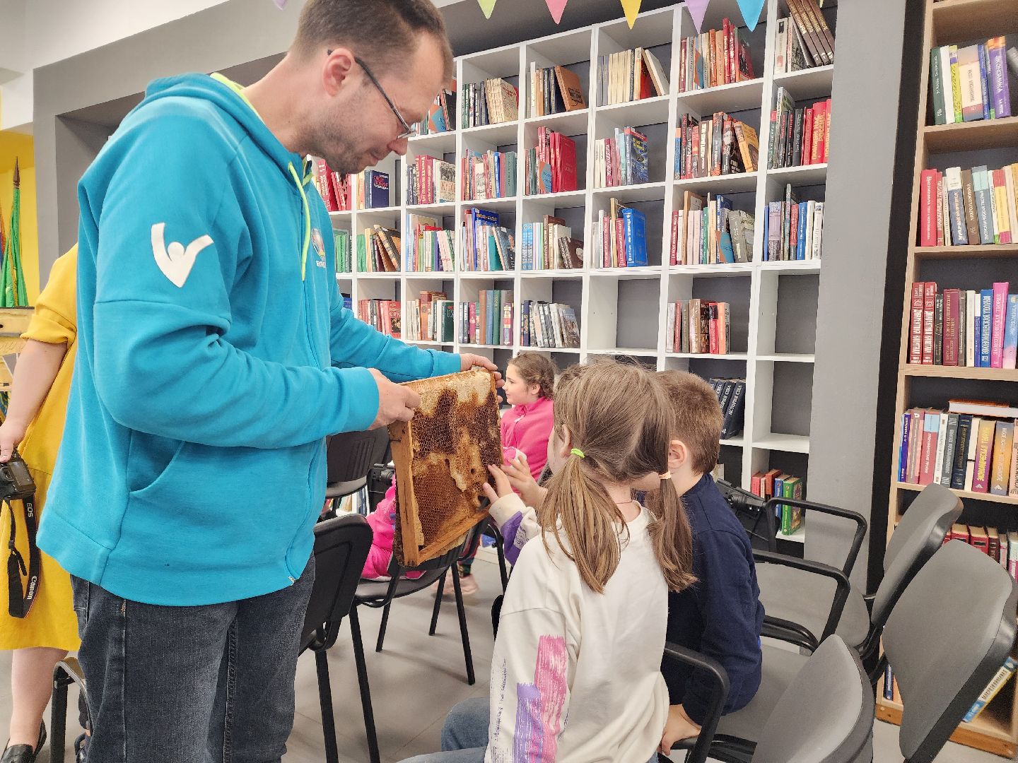 всемирный день пчеловодства, шатурский округ, пчеловоды россии,