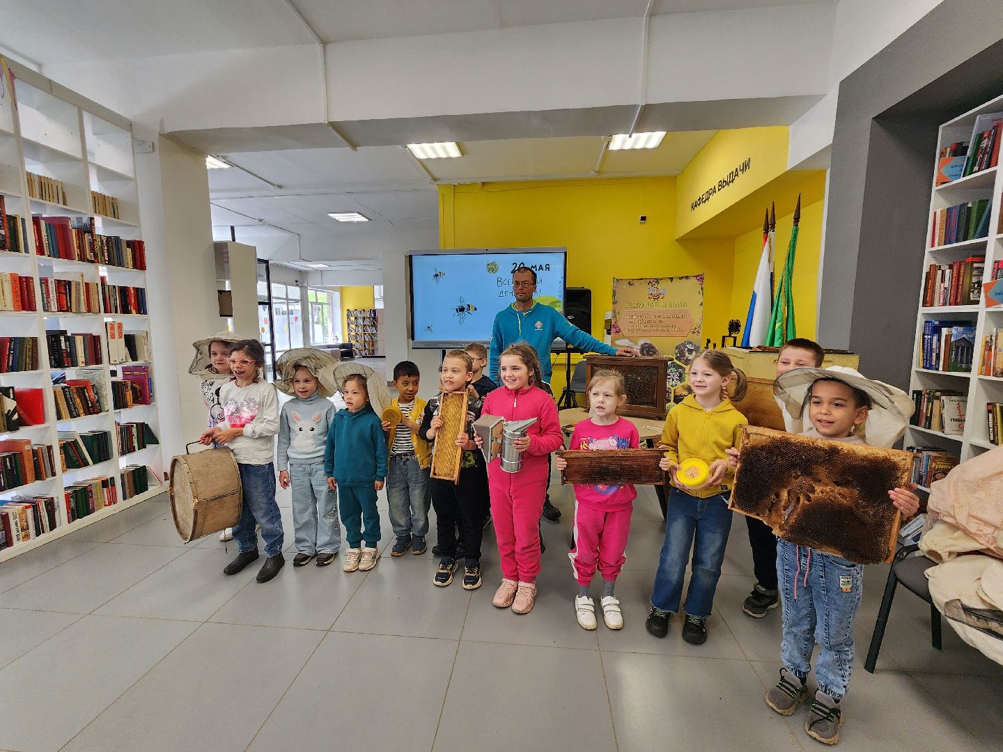 всемирный день пчеловодства, шатурский округ, пчеловоды россии,