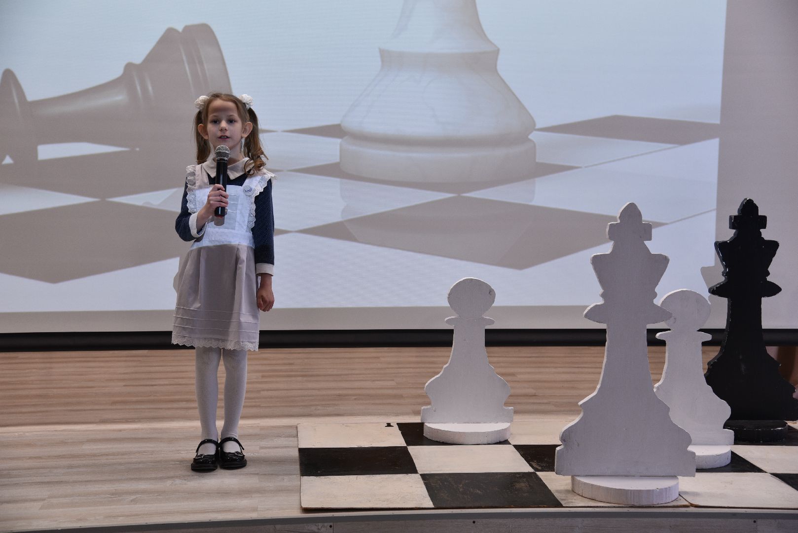 лотошино, лотошинская школа 1, дети, образование, первоклассники,