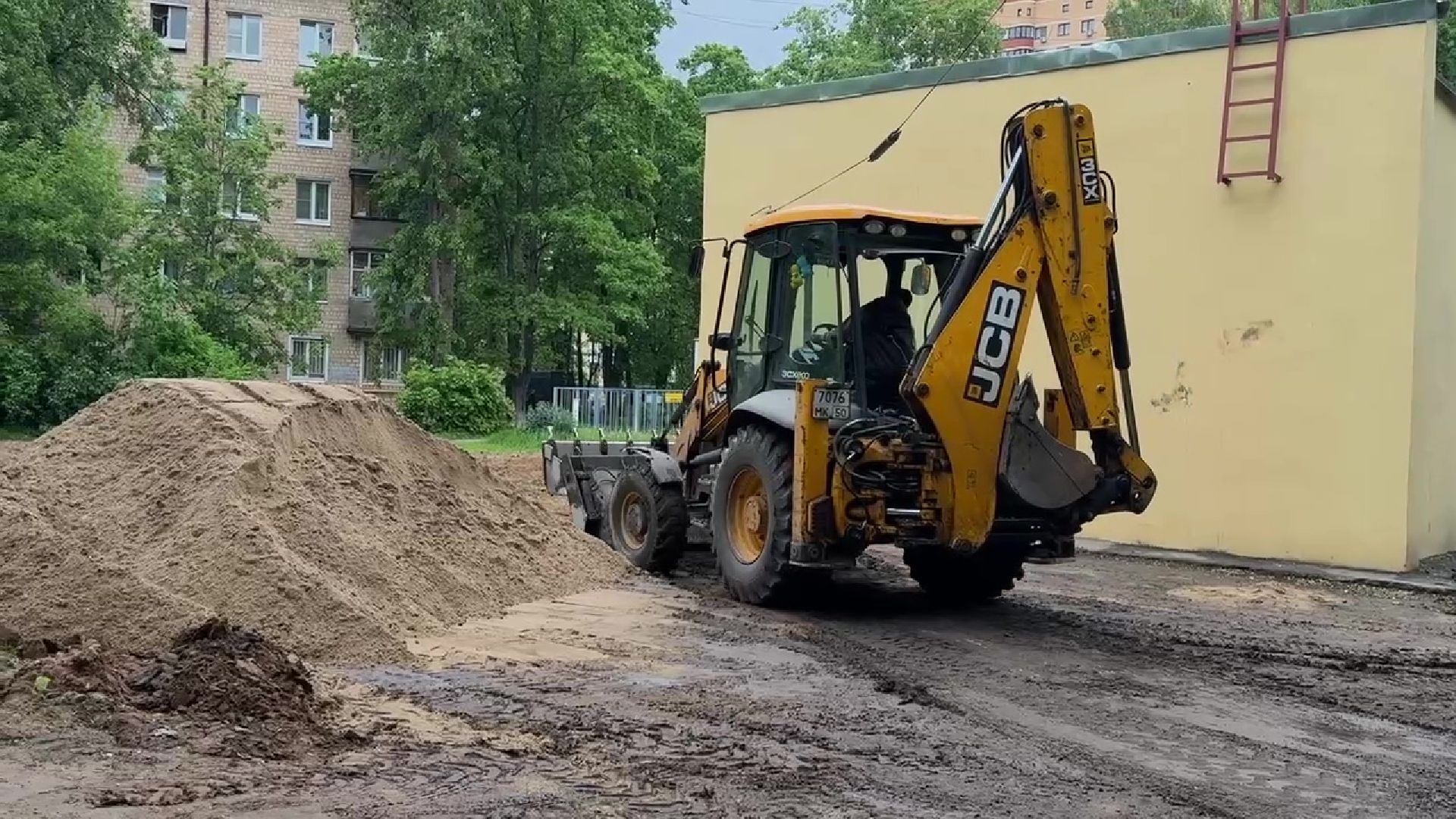 Реутов, благоустройство, комфортная городская среда, дорожки, асфальт, бордюры,