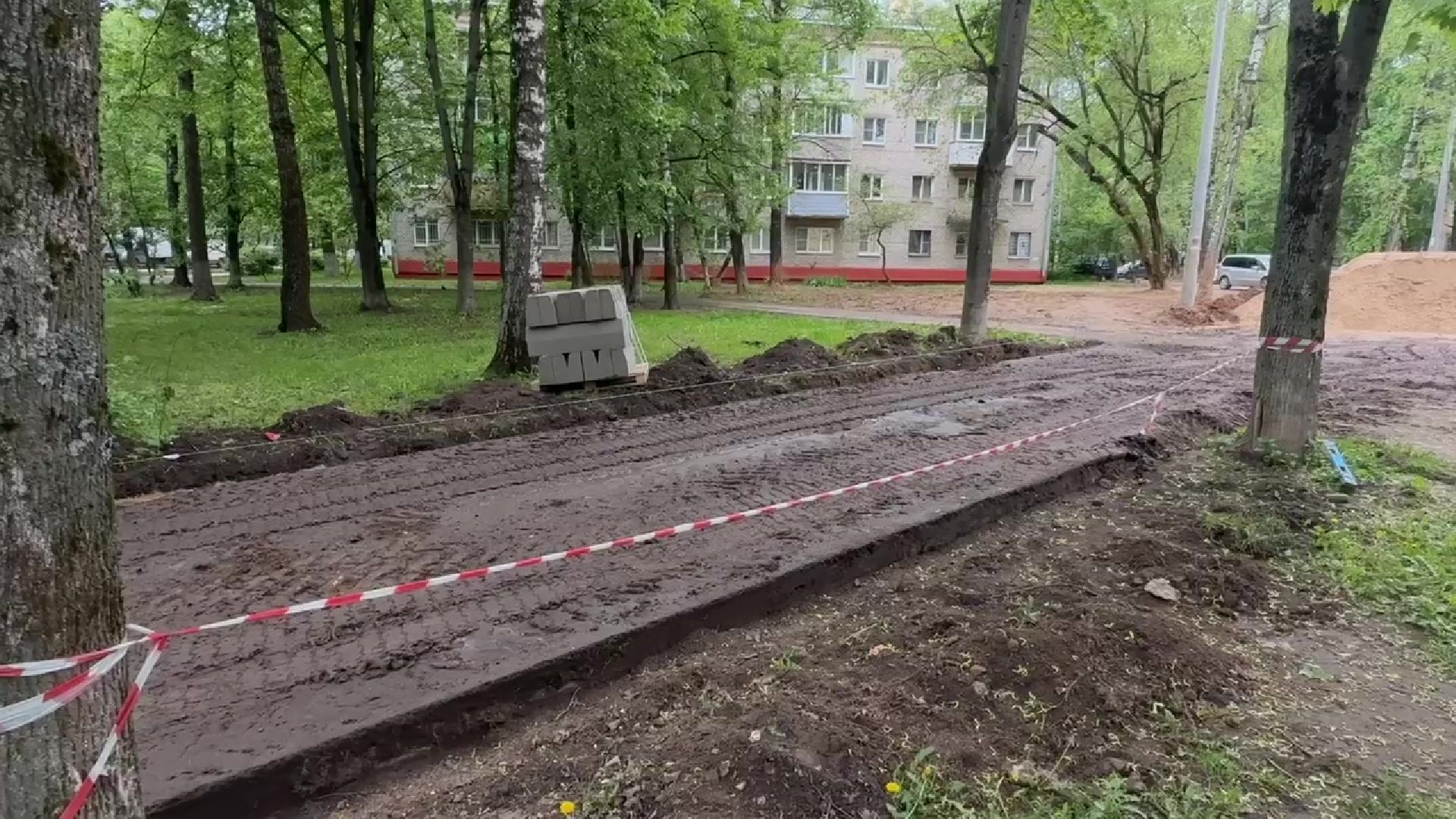 Реутов, благоустройство, комфортная городская среда, дорожки, асфальт, бордюры,