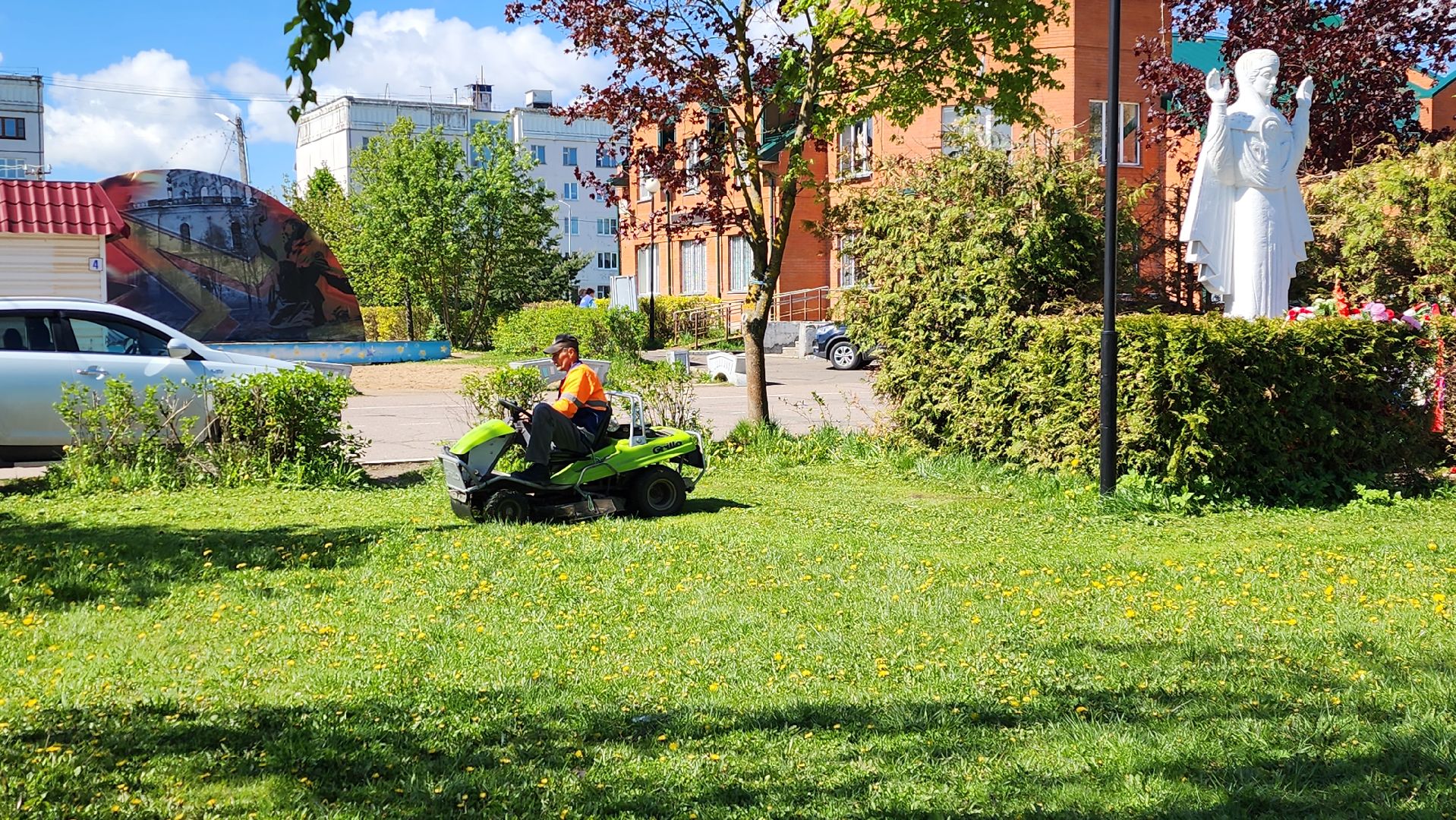 истра, благоустройство, покос травы,