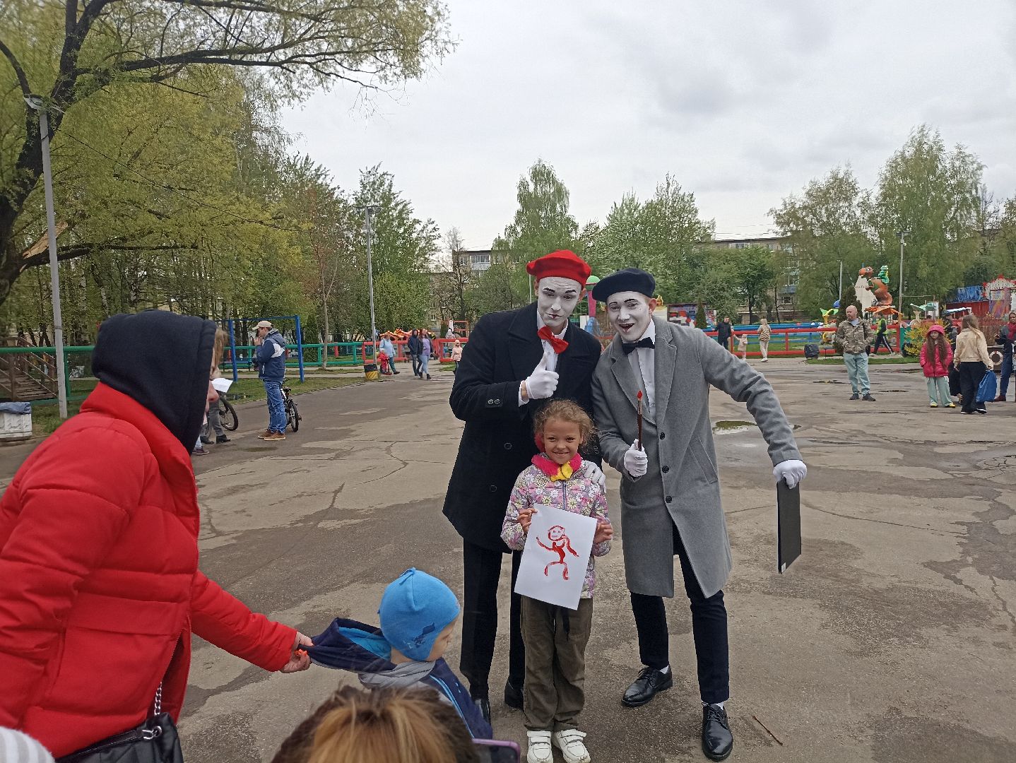 Серпухов, Подмосковье, первомай, парк, семья, дети