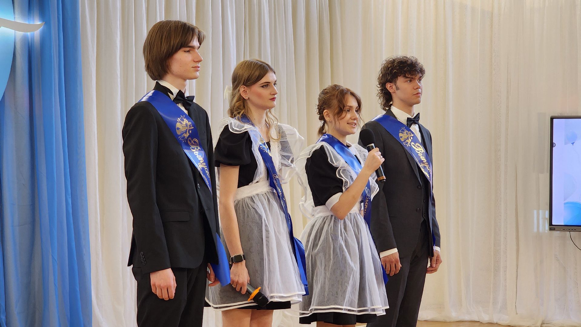 последний звонок, выпускники, гимназия, ногинск, богородский городской округ,