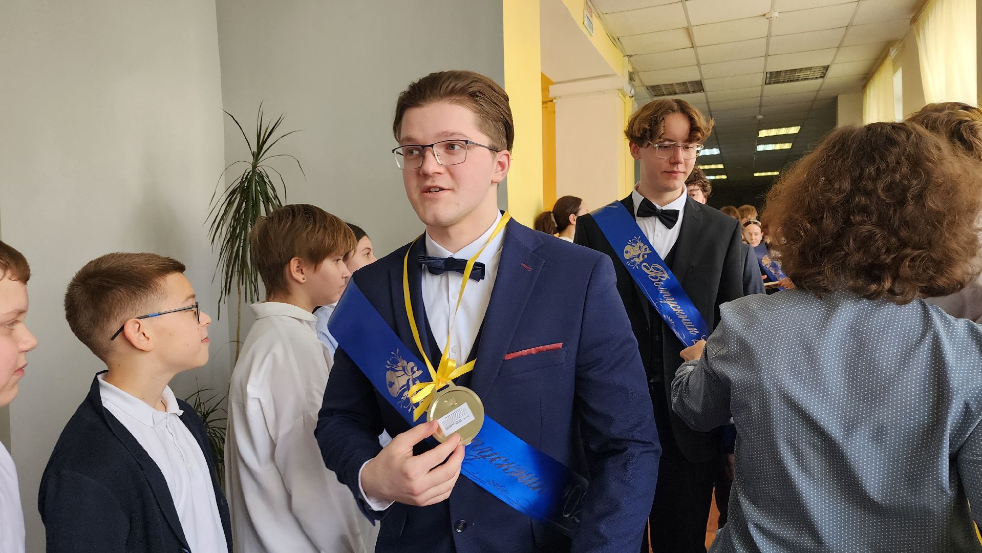 последний звонок, выпускники, гимназия, ногинск, богородский городской округ,