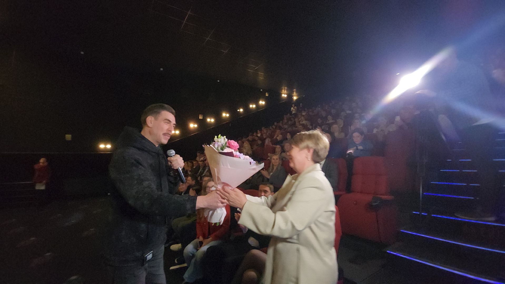 Люберцы, алдан, сво, актер дмитрий дюжев, кинотеатр октябрь в люберцах, спецпоказ фильма,